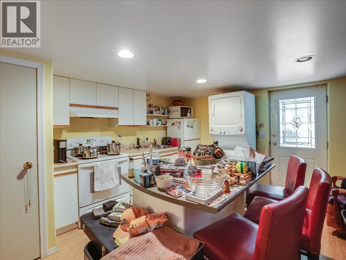 908 Fifth Street, Nelson, British Columbia  V1L 2X8 - Photo 38 - 10400852