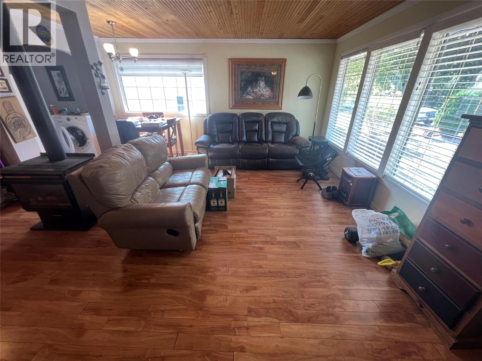 1116 Marianna Crescent, Trail, British Columbia  V1R 1C7 - Photo 3 - 10400672