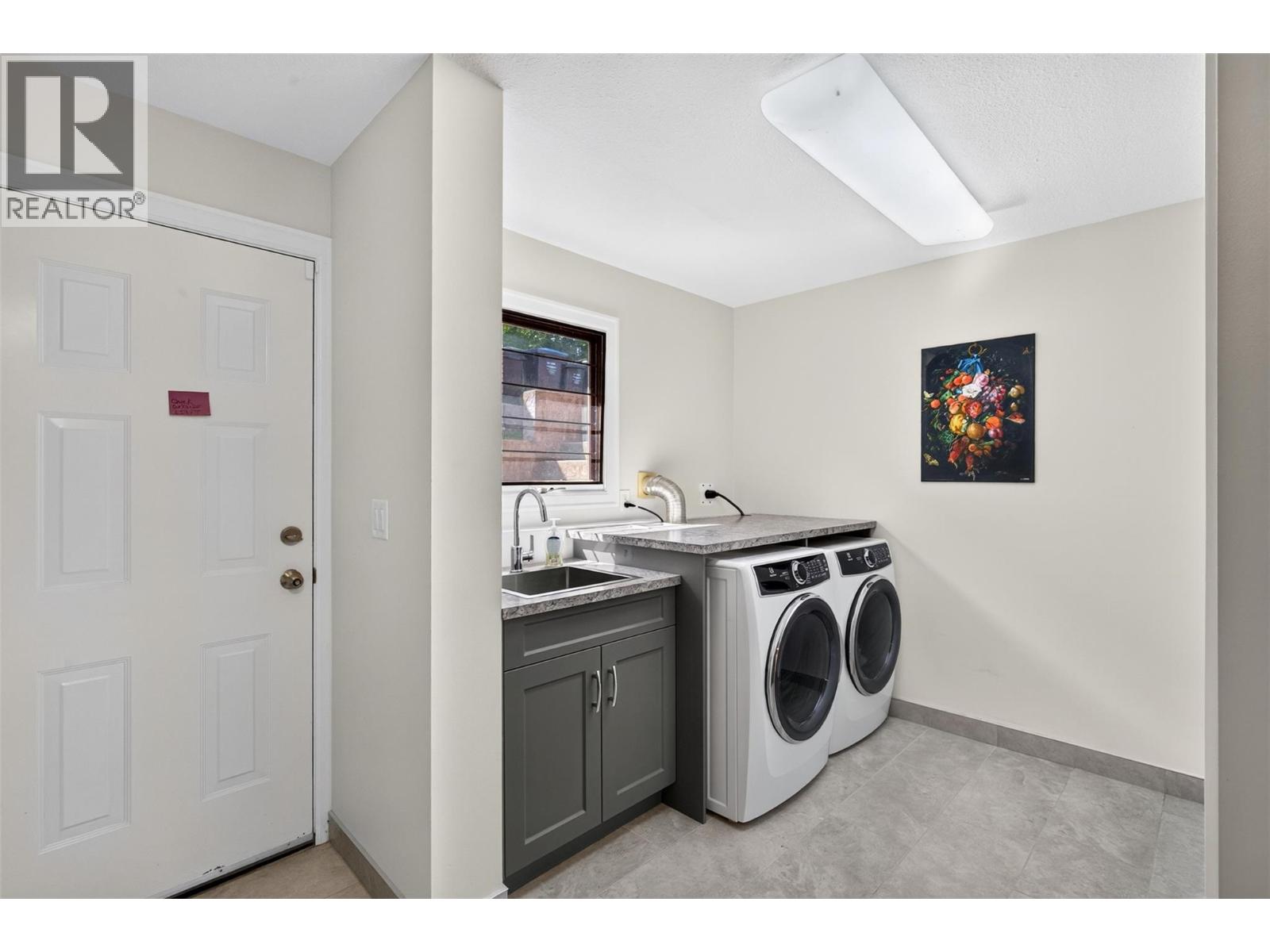 1645 Smithson Place, Kelowna, British Columbia  V1Y 8N5 - Photo 34 - 10400386