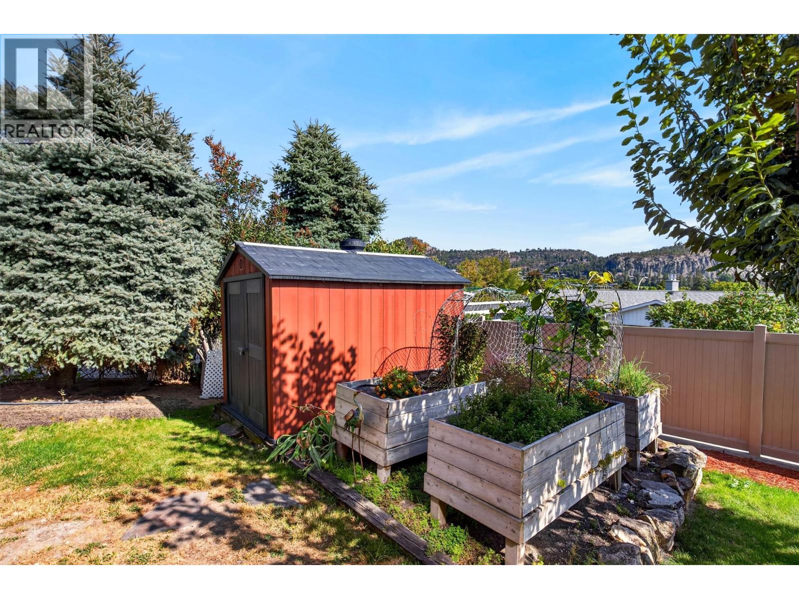 1645 Smithson Place, Kelowna, British Columbia  V1Y 8N5 - Photo 41 - 10400386