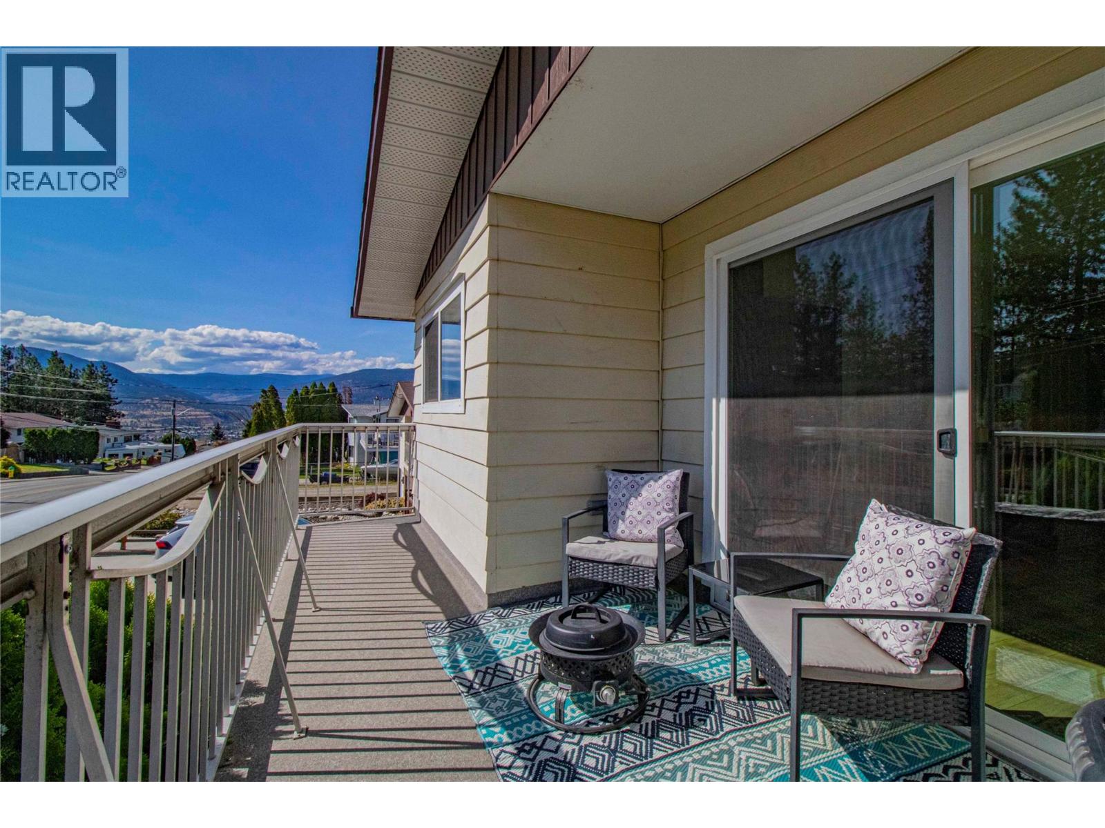 1605 Carmi Avenue, Penticton, British Columbia  V2A 6Y1 - Photo 4 - 10400683