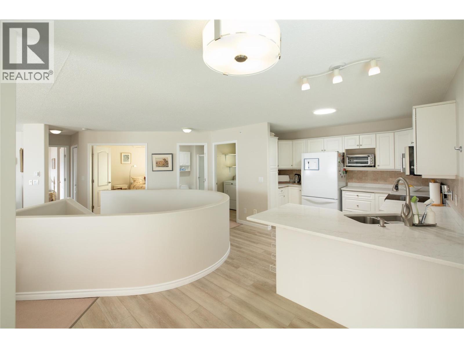 5300 Huston Road Unit# 203, Peachland, British Columbia  V0H 1X2 - Photo 14 - 10400619