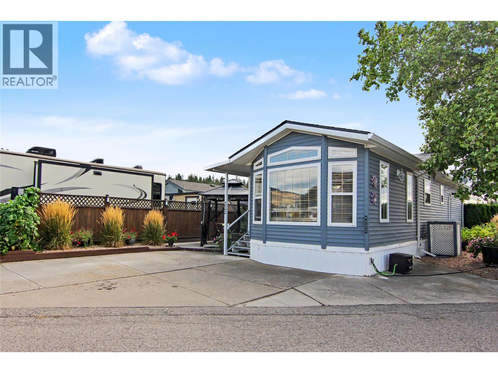 415 Commonwealth Road Unit# 222, Kelowna, British Columbia  V4V 1P4 - Photo 1 - 10400428