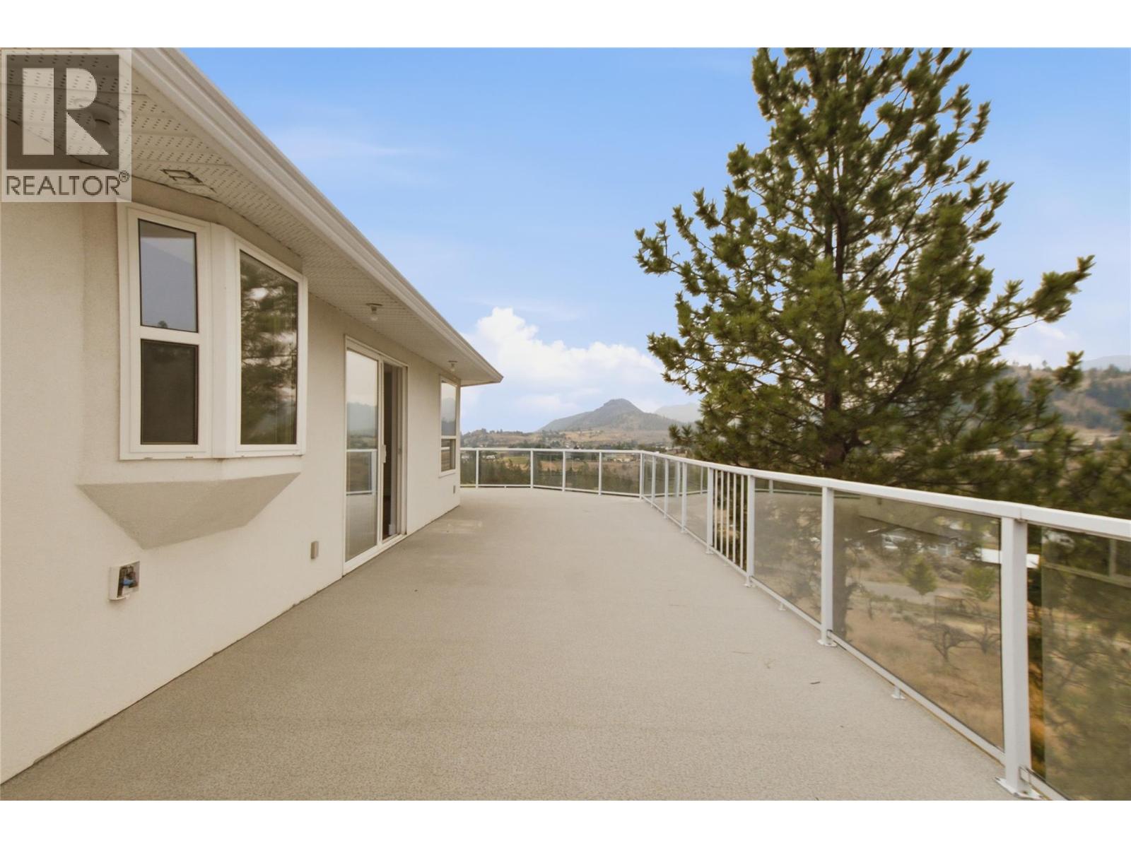 7035 Blackwell Road, Kamloops, British Columbia  V2C 6V8 - Photo 11 - 10400797