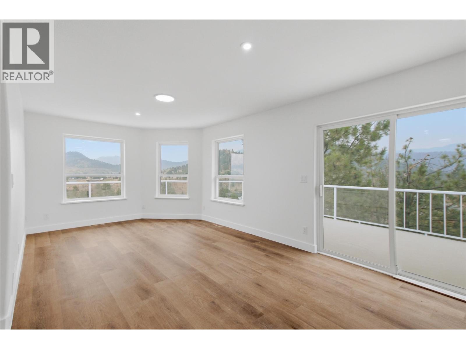 7035 Blackwell Road, Kamloops, British Columbia  V2C 6V8 - Photo 9 - 10400797