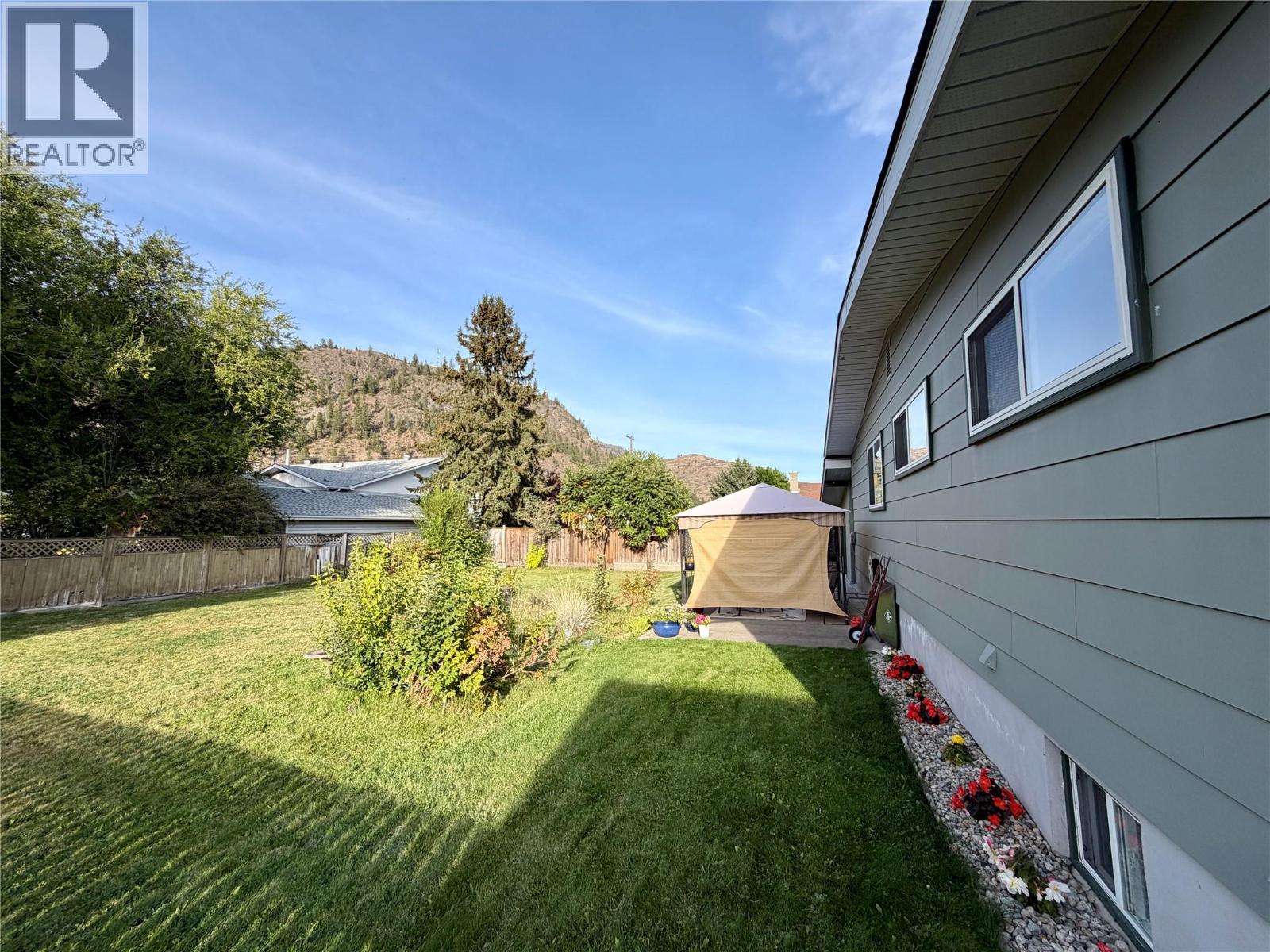 1623 Landsdowne Crescent, Grand Forks, British Columbia  V0H 1H0 - Photo 6 - 10400741