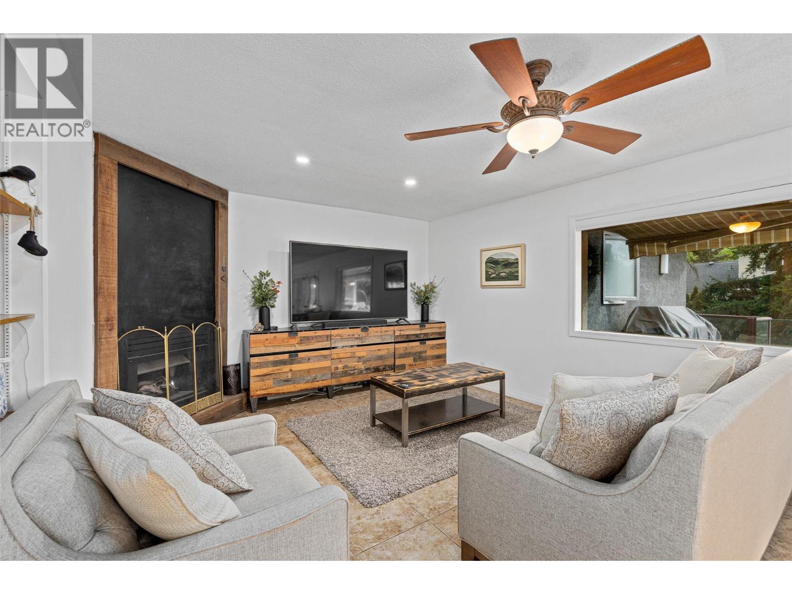 145 Magic Drive, Kelowna, British Columbia  V1V 1N2 - Photo 15 - 10400137