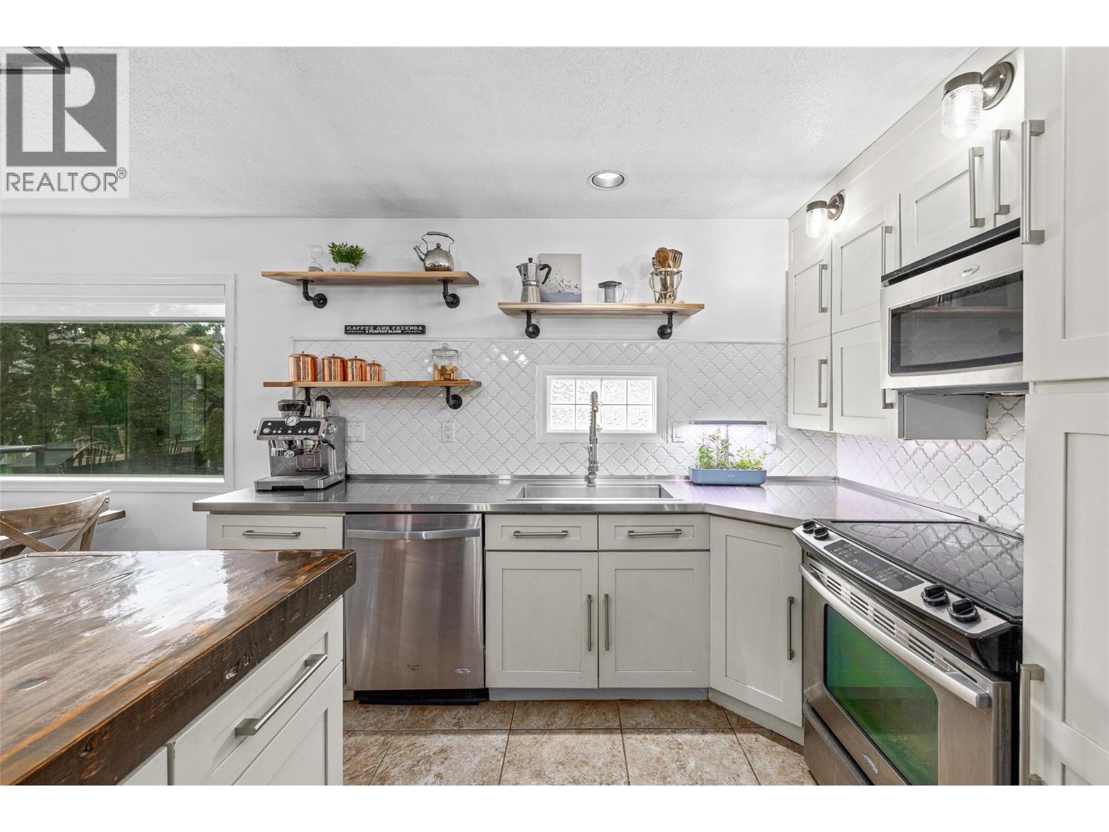145 Magic Drive, Kelowna, British Columbia  V1V 1N2 - Photo 50 - 10400137