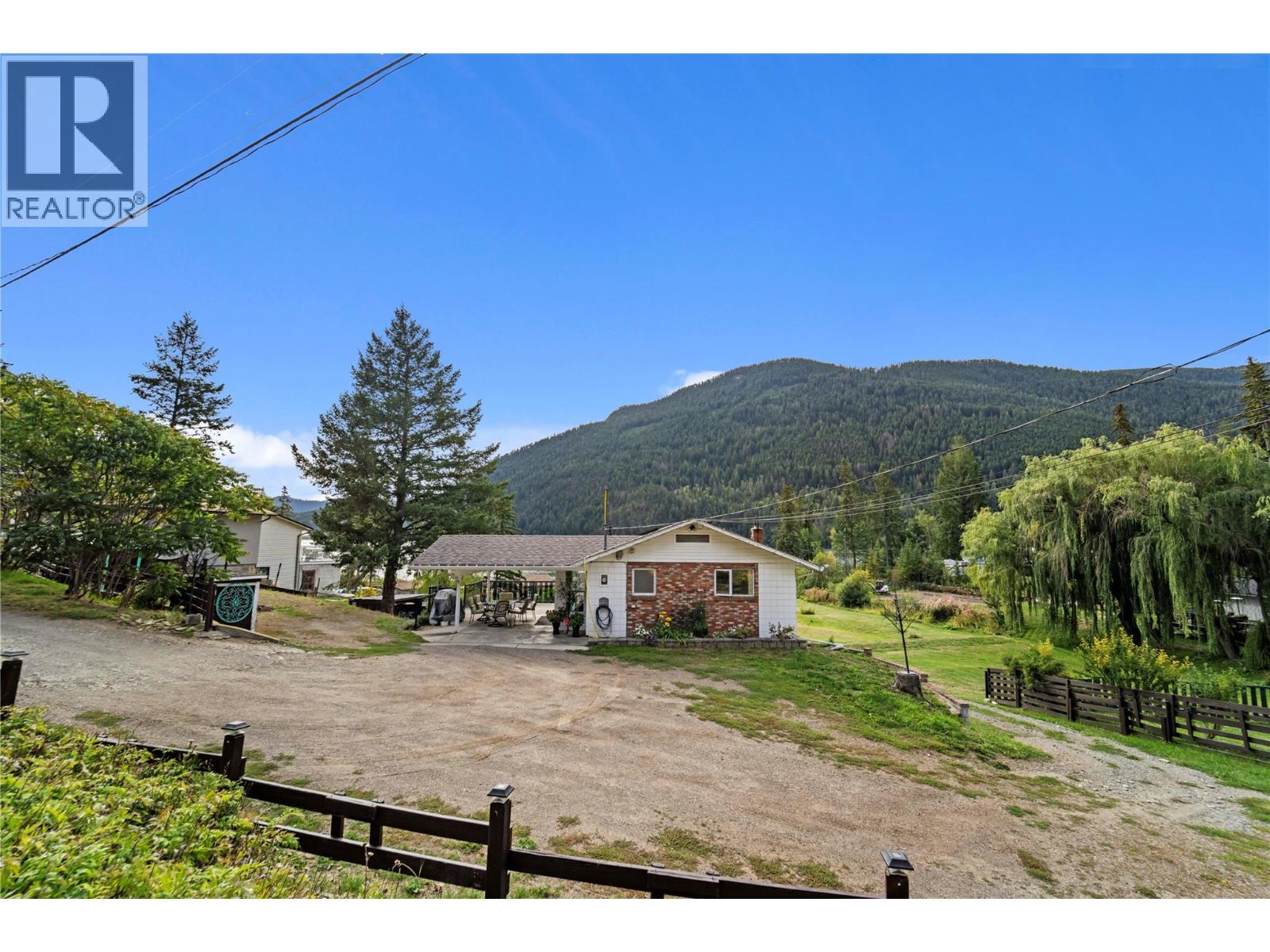 2348 Ojibway Road, Kamloops, British Columbia  V2H 1P1 - Photo 36 - 10400870