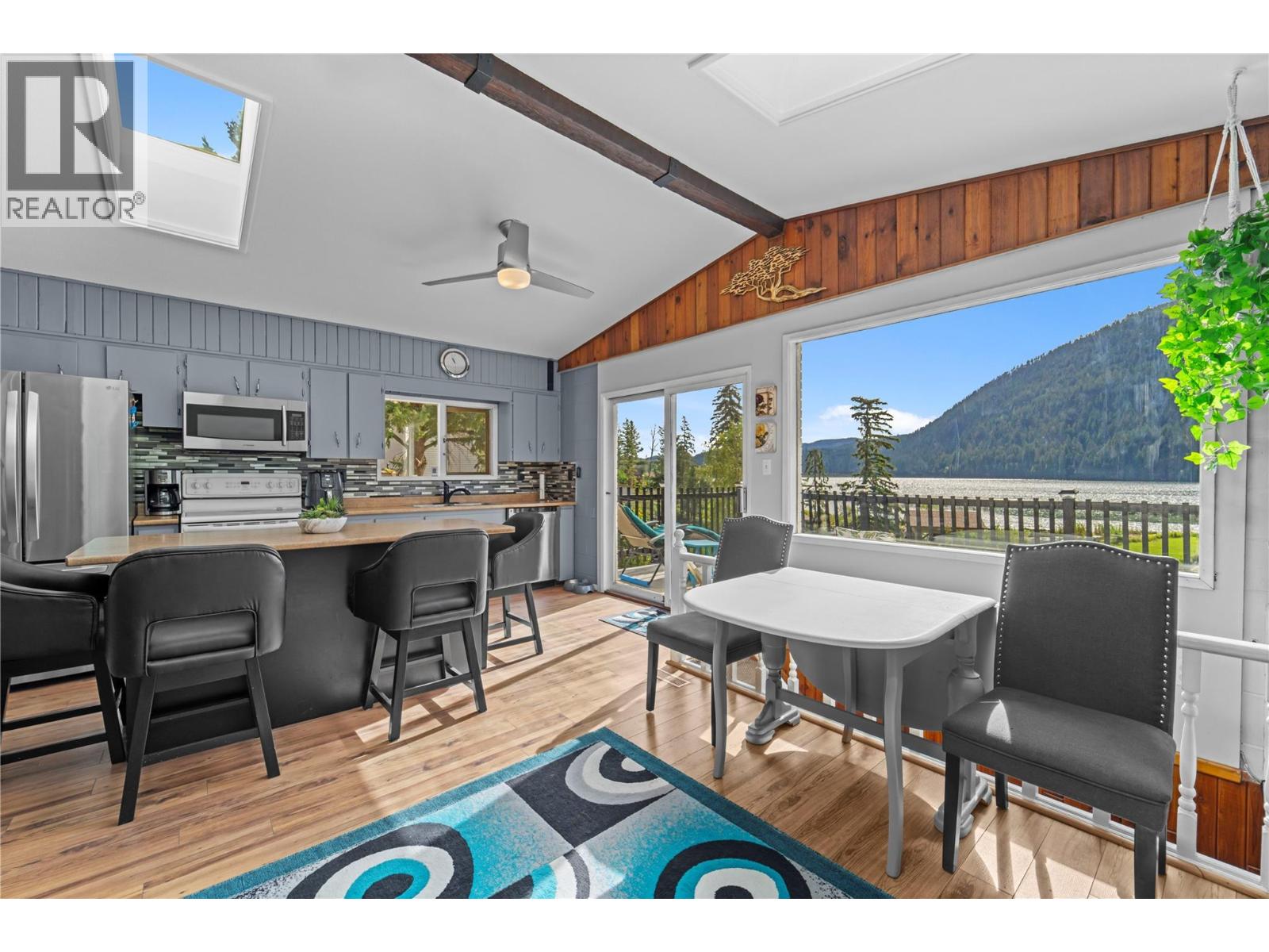 2348 Ojibway Road, Kamloops, British Columbia  V2H 1P1 - Photo 9 - 10400870