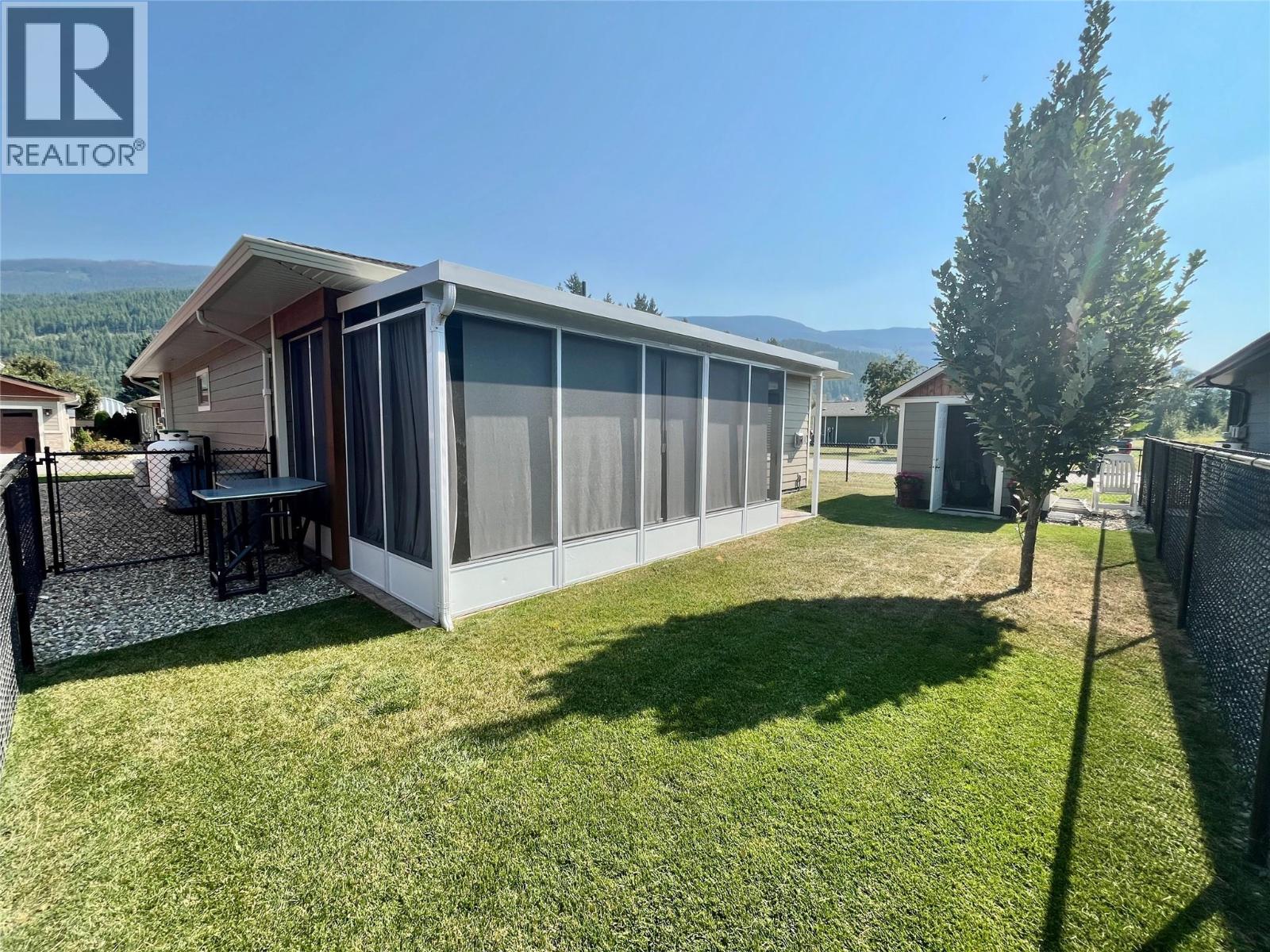 1132 Willow Row, Sicamous, British Columbia  V0E 2V0 - Photo 10 - 10400223