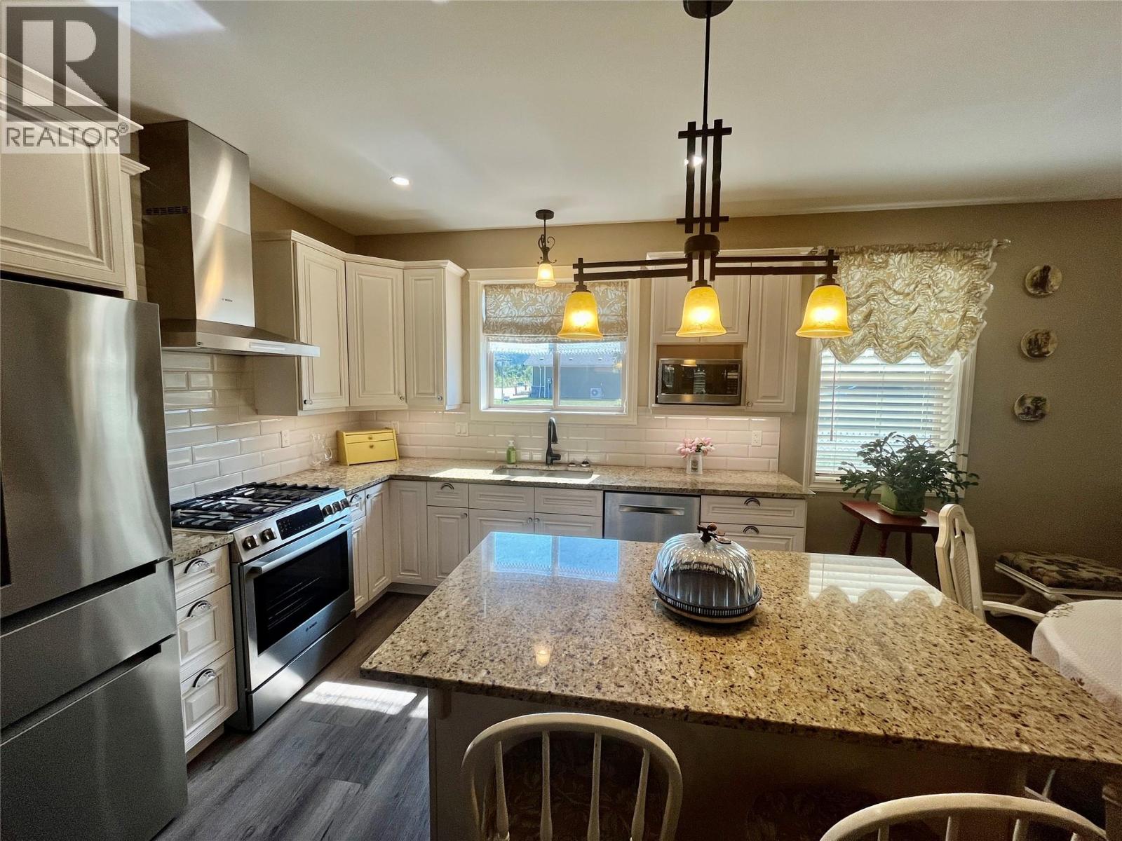 1132 Willow Row, Sicamous, British Columbia  V0E 2V0 - Photo 14 - 10400223