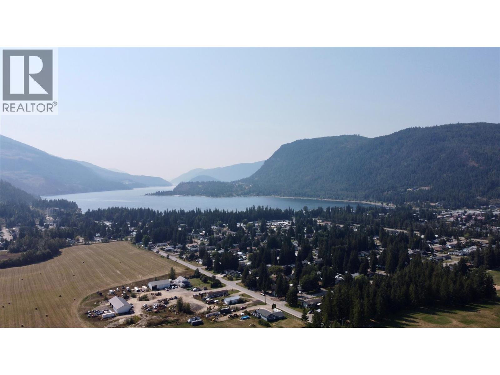 1132 Willow Row, Sicamous, British Columbia  V0E 2V0 - Photo 44 - 10400223