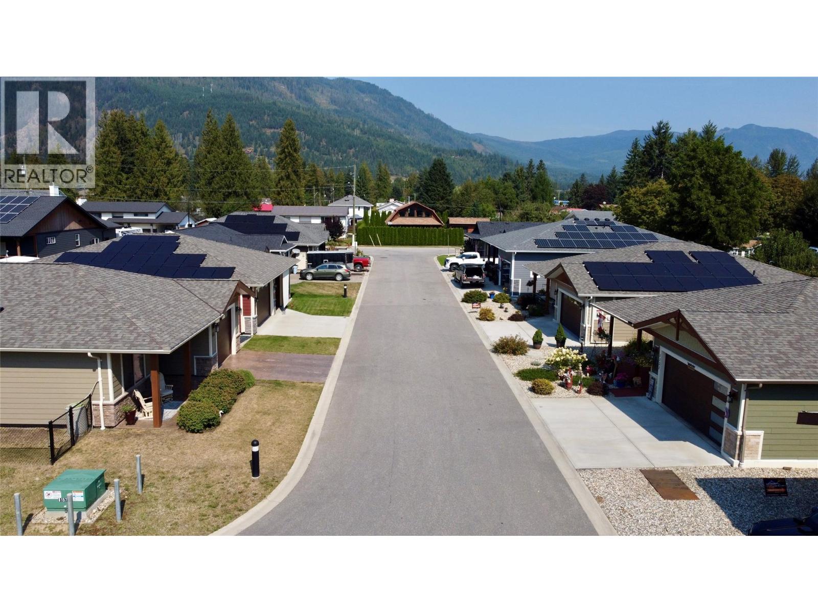 1132 Willow Row, Sicamous, British Columbia  V0E 2V0 - Photo 46 - 10400223