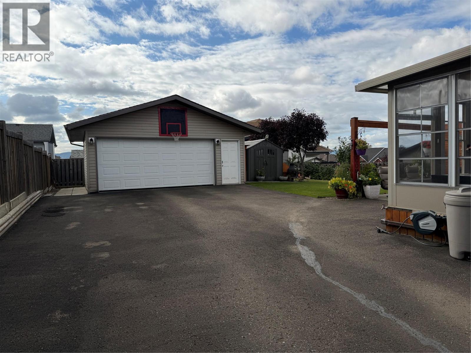 1841 87 Avenue, Dawson Creek, British Columbia  V1G 0B6 - Photo 28 - 10400963