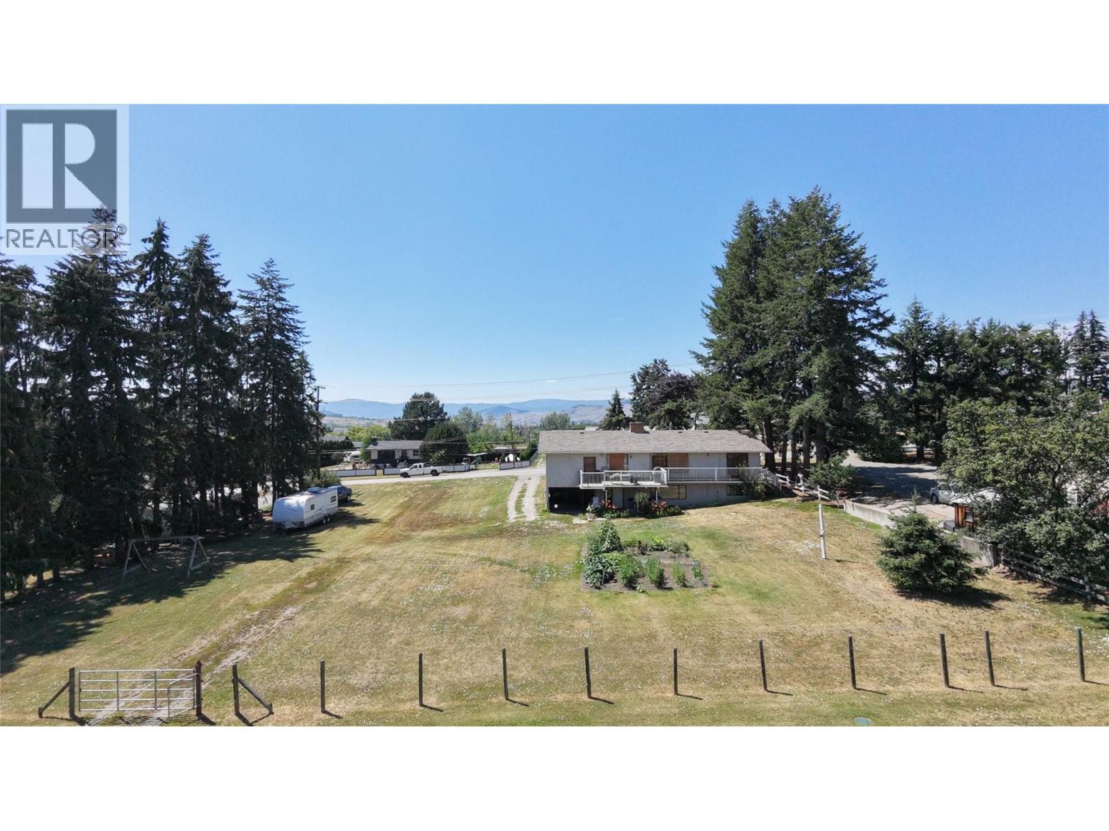 2271 Francis Street, Vernon, British Columbia  V1B 3B4 - Photo 15 - 10400875