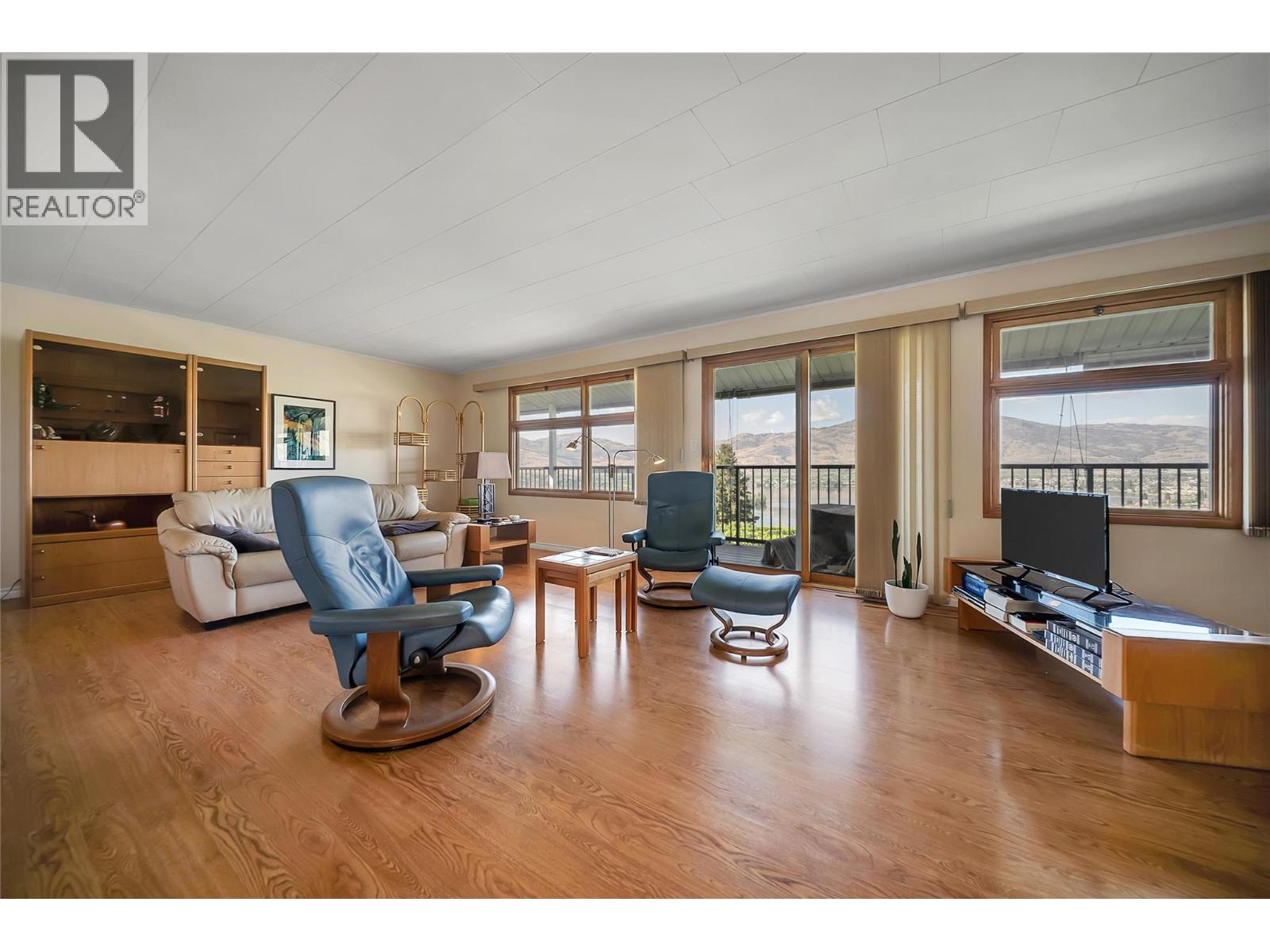 5012 33rd Street, Osoyoos, British Columbia  V0H 1V6 - Photo 13 - 10400012
