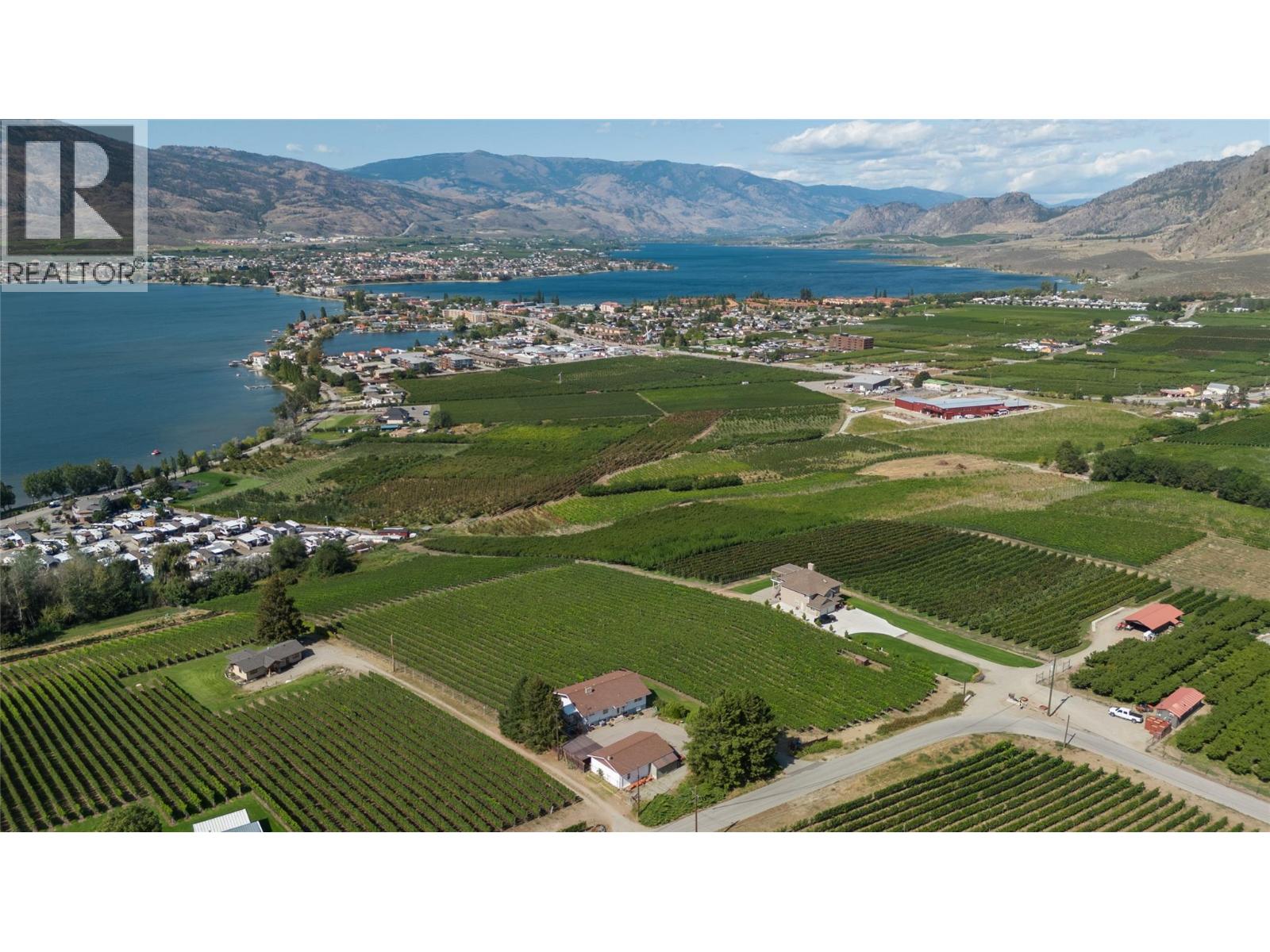 5012 33rd Street, Osoyoos, British Columbia  V0H 1V6 - Photo 2 - 10400012