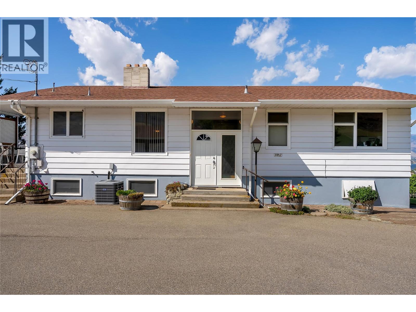 5012 33rd Street, Osoyoos, British Columbia  V0H 1V6 - Photo 5 - 10400012