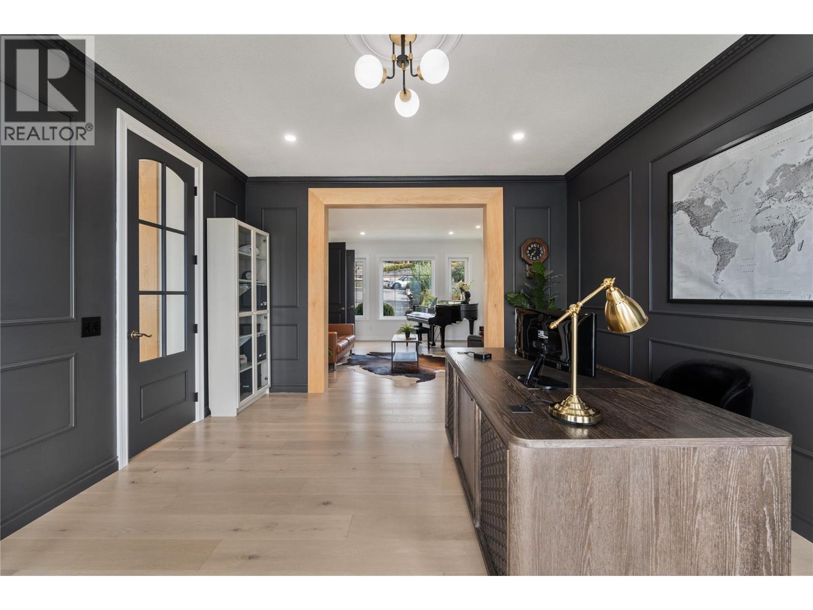 408 Okaview Road, Kelowna, British Columbia  V1W 4K2 - Photo 21 - 10399882