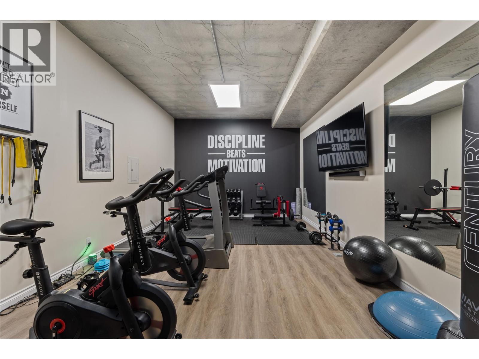 408 Okaview Road, Kelowna, British Columbia  V1W 4K2 - Photo 42 - 10399882