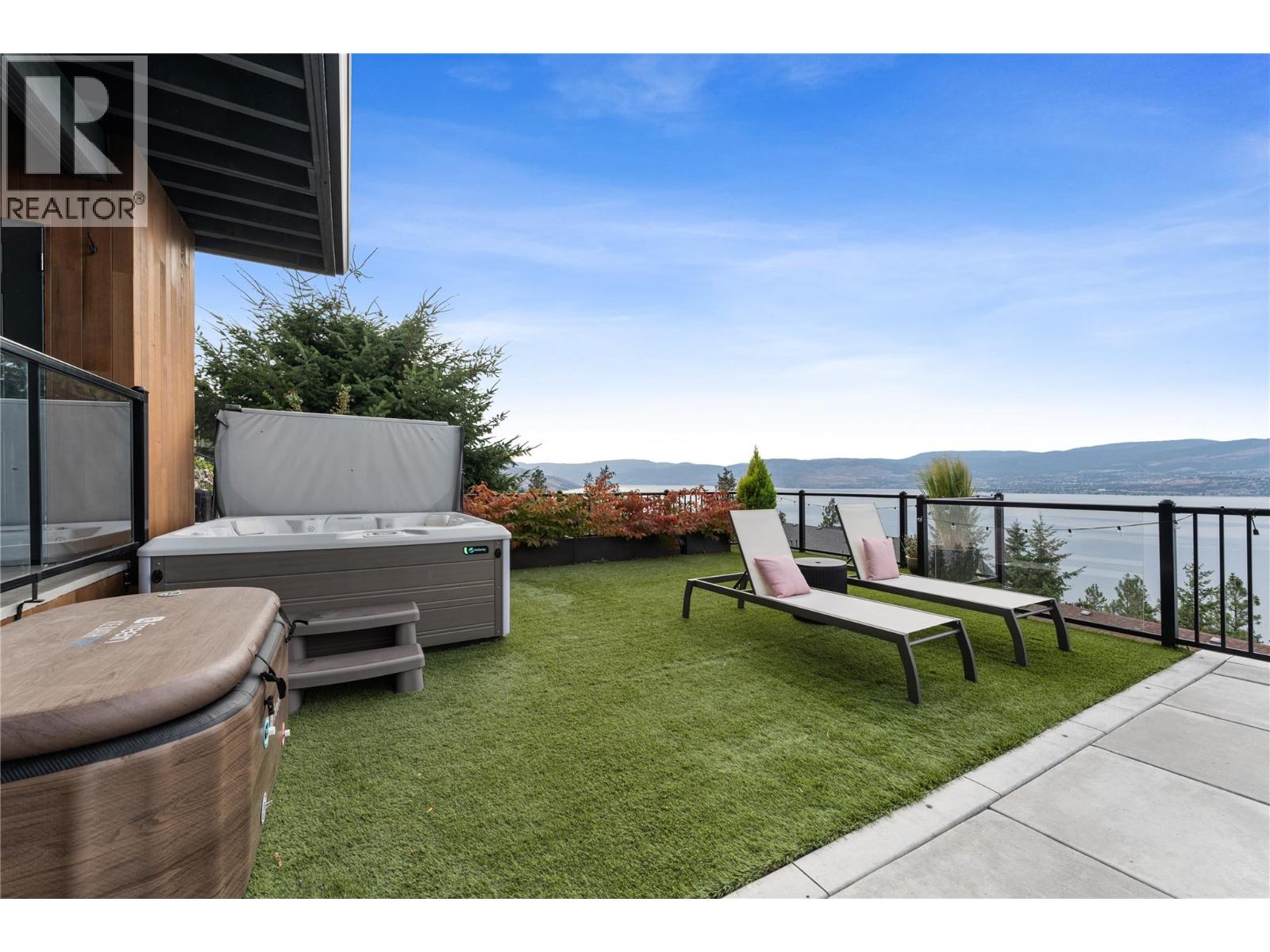 408 Okaview Road, Kelowna, British Columbia  V1W 4K2 - Photo 57 - 10399882