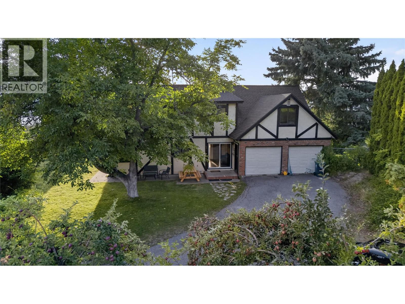 1215 Arawana Road, Naramata, British Columbia  V0H 1N1 - Photo 5 - 10400904