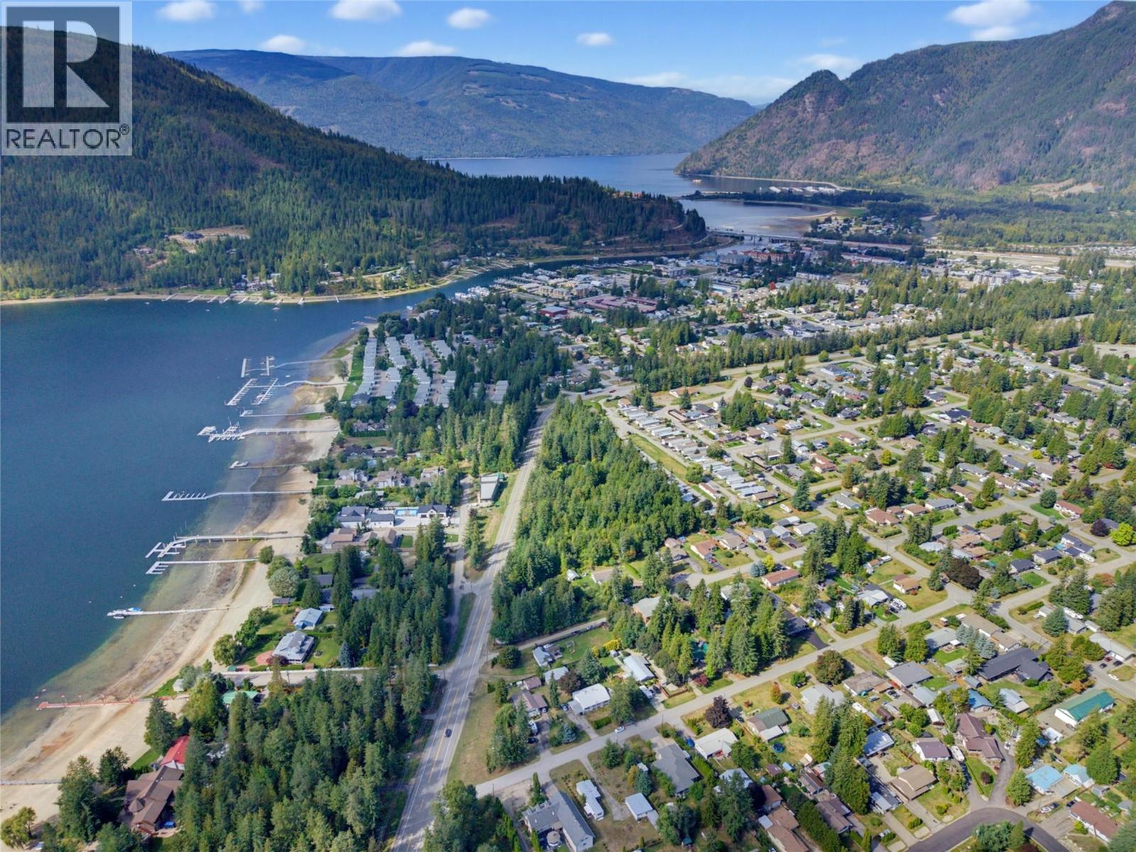 405 Gillis Avenue, Sicamous, British Columbia  V0E 2V1 - Photo 11 - 10400970