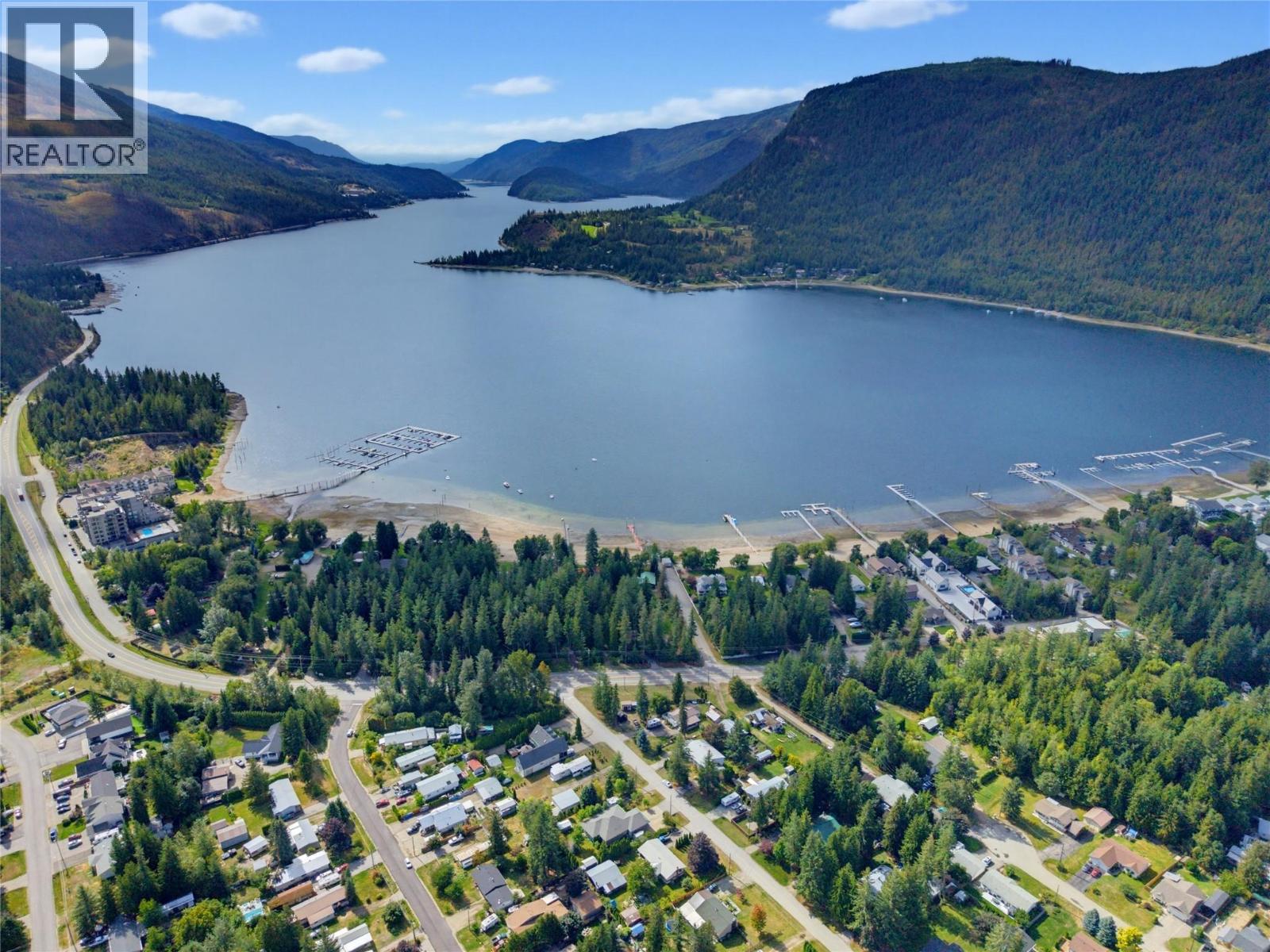 405 Gillis Avenue, Sicamous, British Columbia  V0E 2V1 - Photo 12 - 10400970