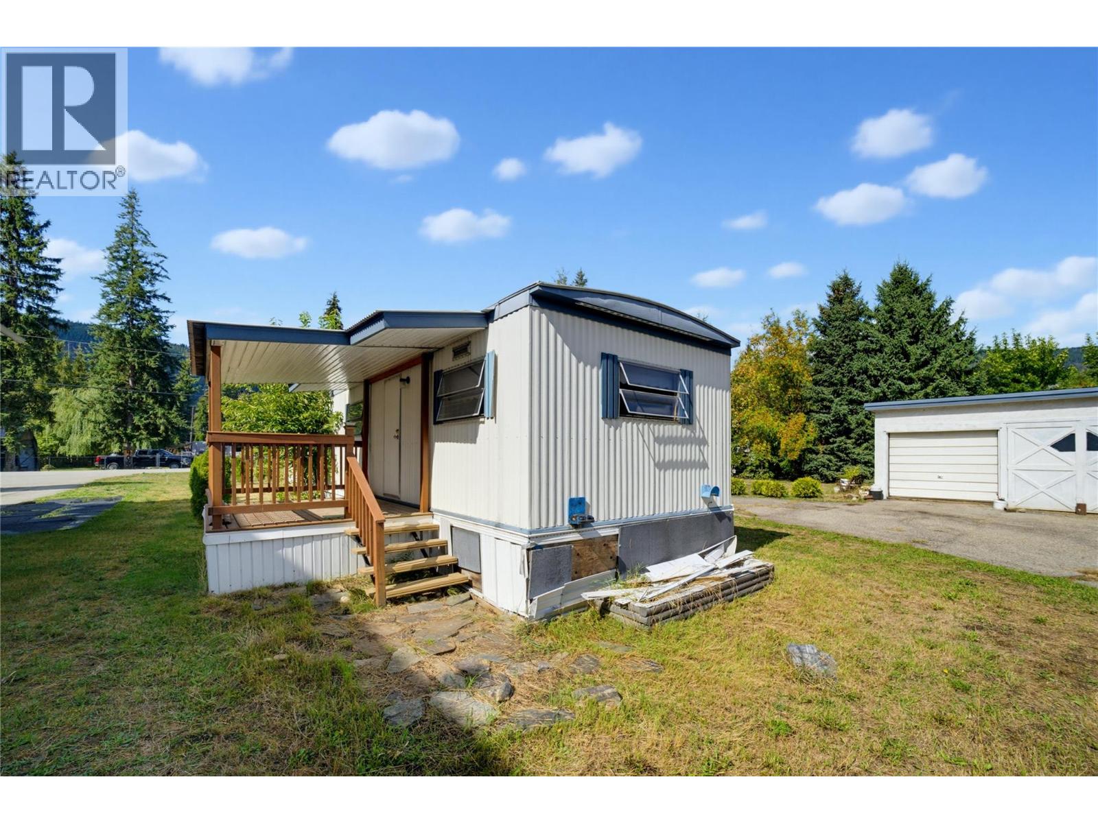 405 Gillis Avenue, Sicamous, British Columbia  V0E 2V1 - Photo 58 - 10400970