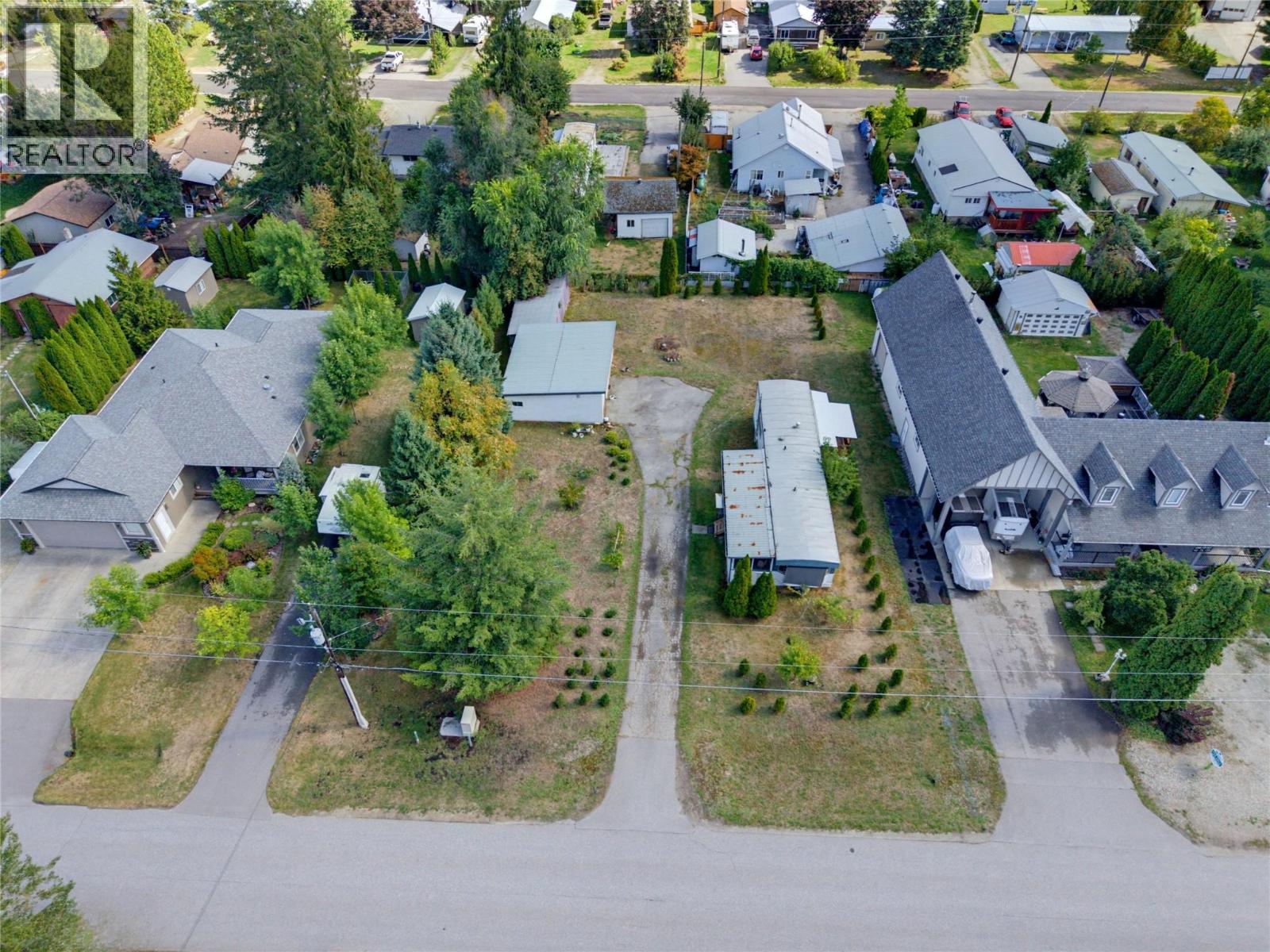 405 Gillis Avenue, Sicamous, British Columbia  V0E 2V1 - Photo 9 - 10400970