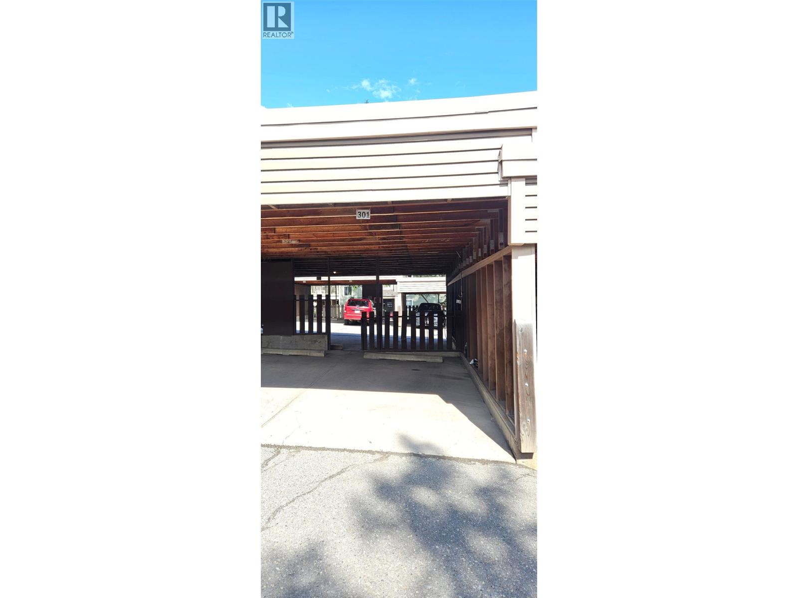 1335 Alpine Drive Unit# 301a, Elkford, British Columbia  V0B 1H0 - Photo 24 - 10399505