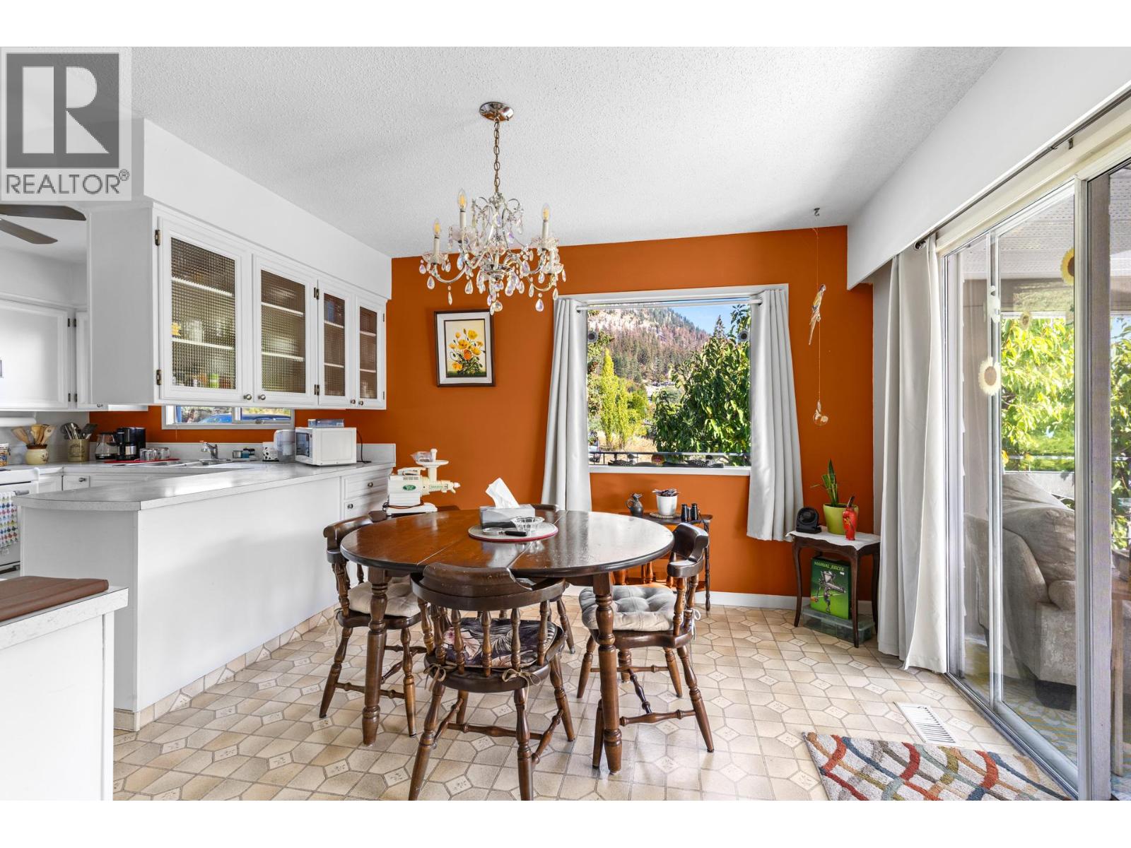 5284 Tailyour Lane, Peachland, British Columbia  V0H 1X1 - Photo 10 - 10400927