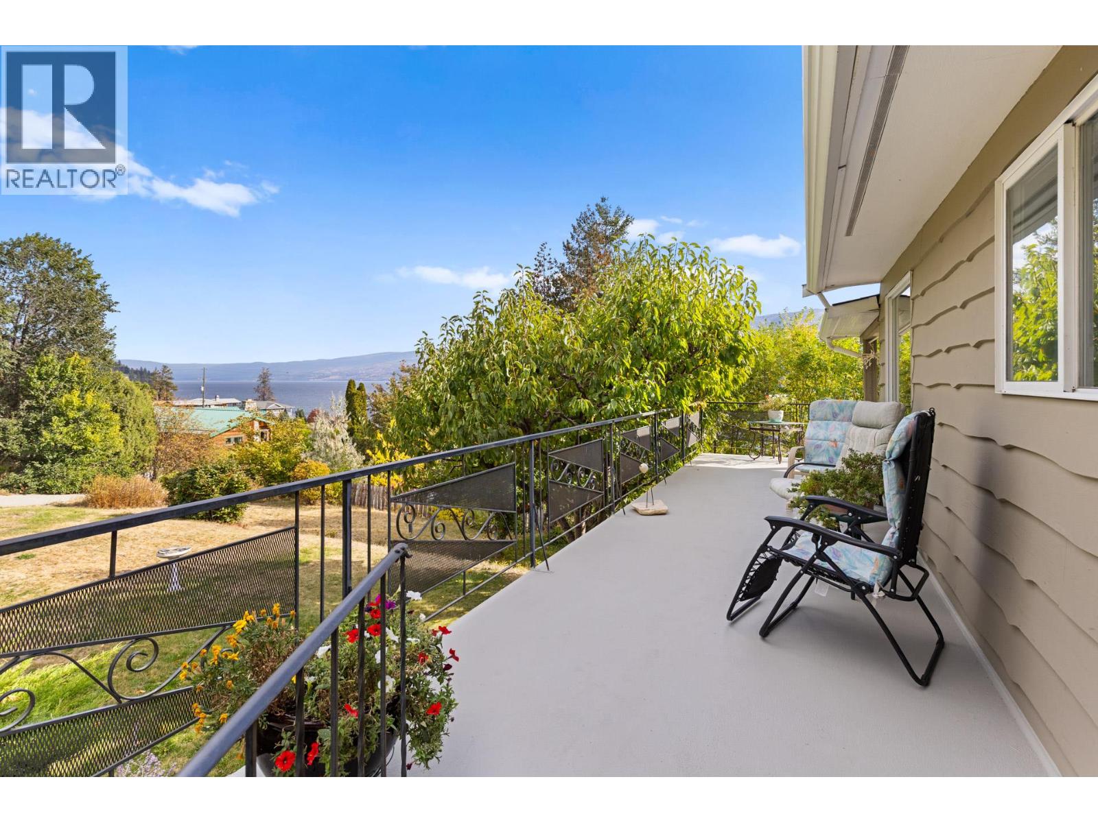 5284 Tailyour Lane, Peachland, British Columbia  V0H 1X1 - Photo 32 - 10400927