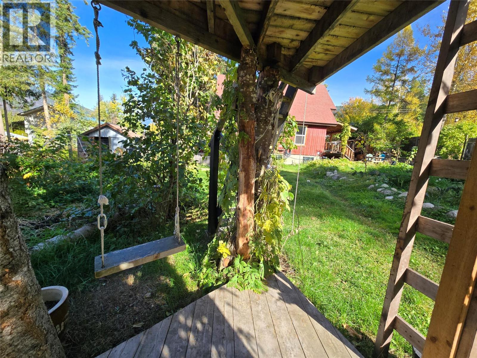 1013 Slocan Street, Slocan, British Columbia  V1L 2C0 - Photo 32 - 10400803