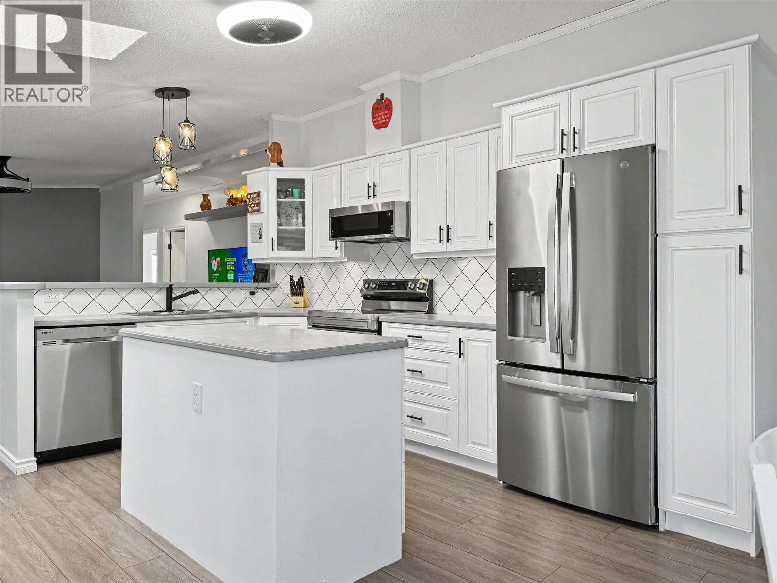 355 Mission Crescent, Cranbrook, British Columbia  V1C 6S5 - Photo 7 - 10400845