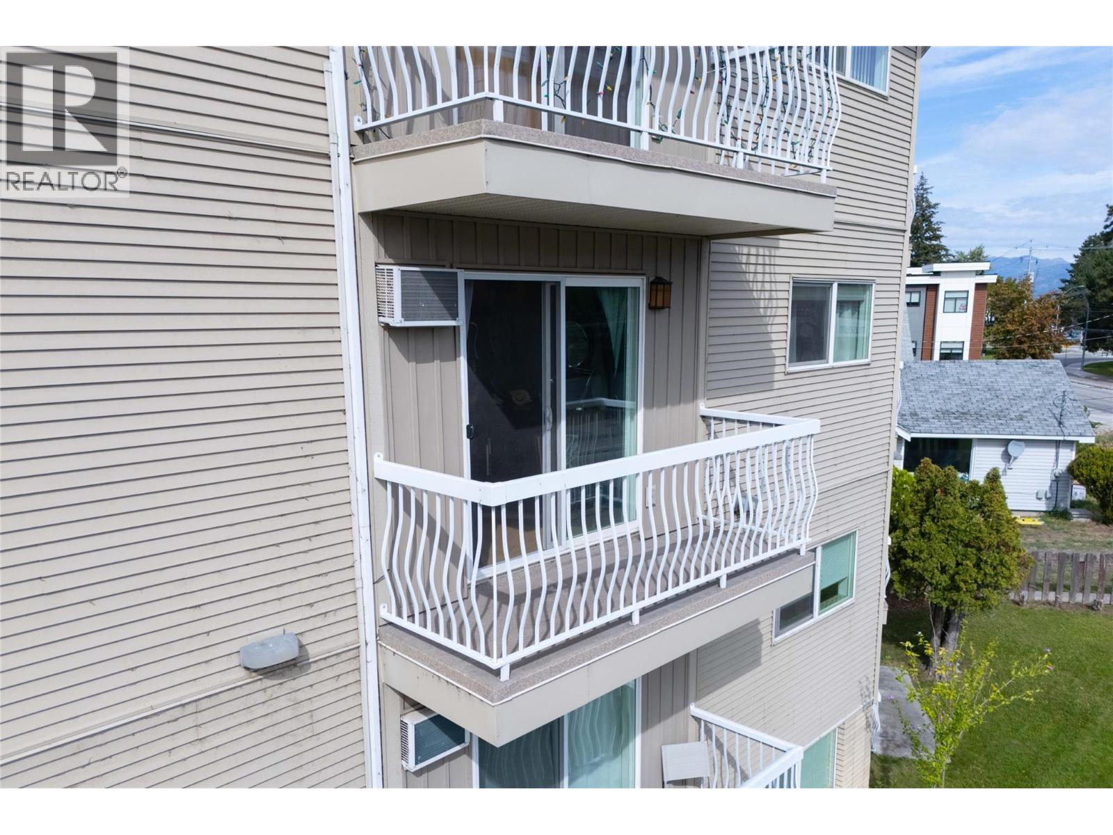 803 Fairview Road Unit# 301, Penticton, British Columbia  V2A 5Y7 - Photo 13 - 10400633
