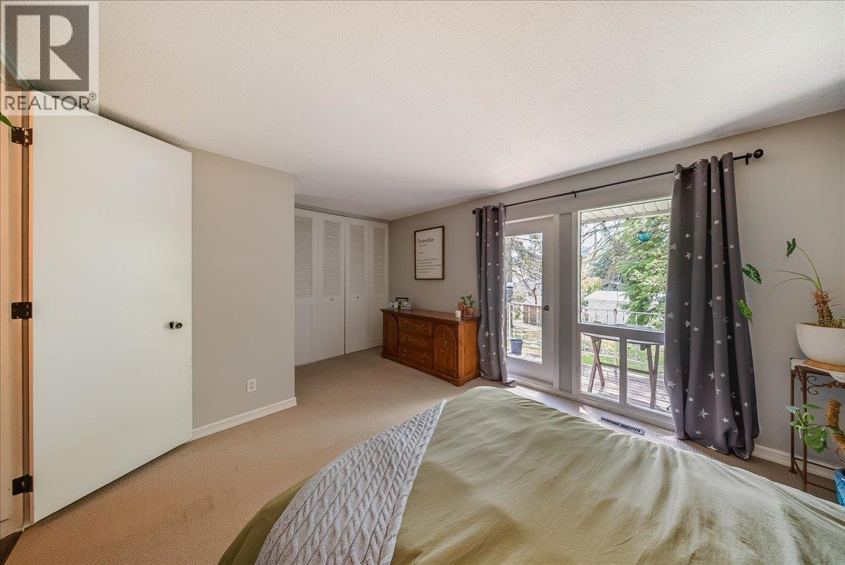 1106 Clarke Road, Robson, British Columbia  V0G 1X0 - Photo 17 - 10400696