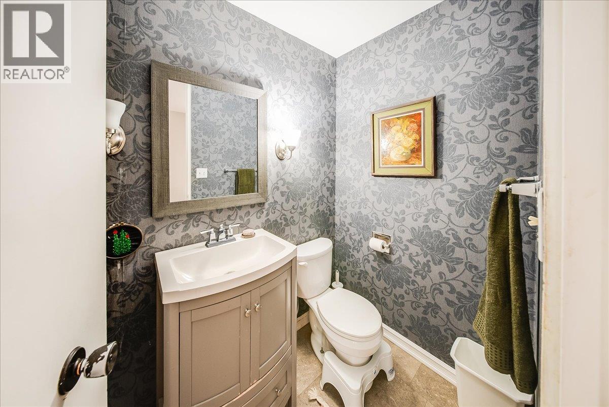 1106 Clarke Road, Robson, British Columbia  V0G 1X0 - Photo 19 - 10400696