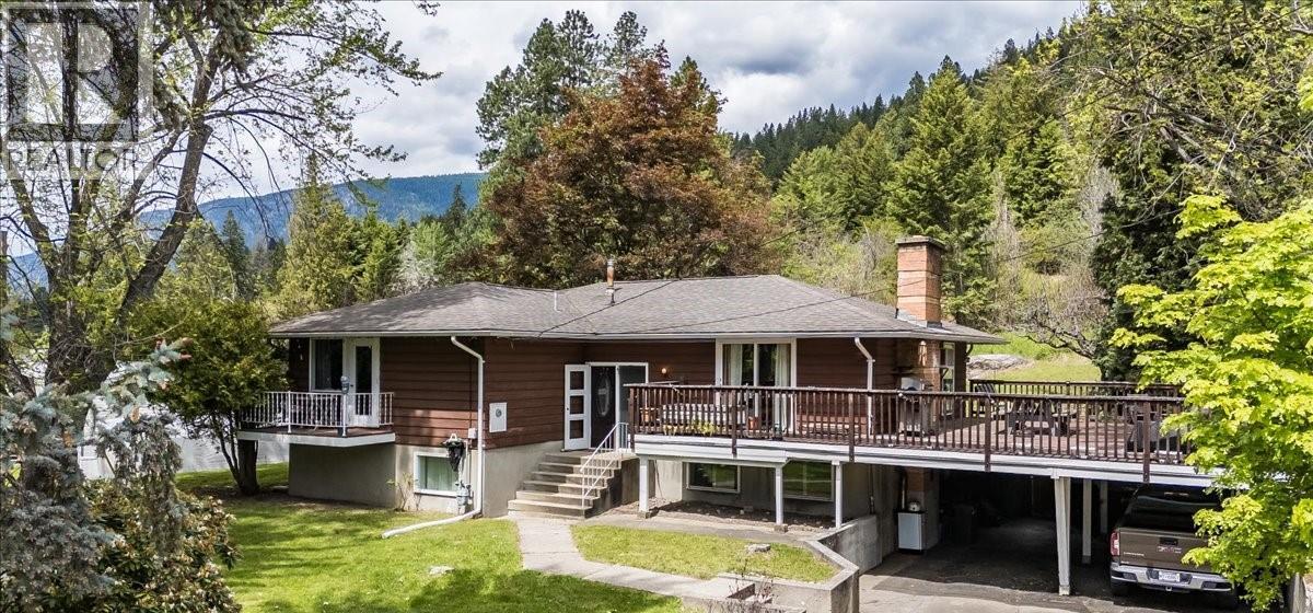 1106 Clarke Road, Robson, British Columbia  V0G 1X0 - Photo 3 - 10400696