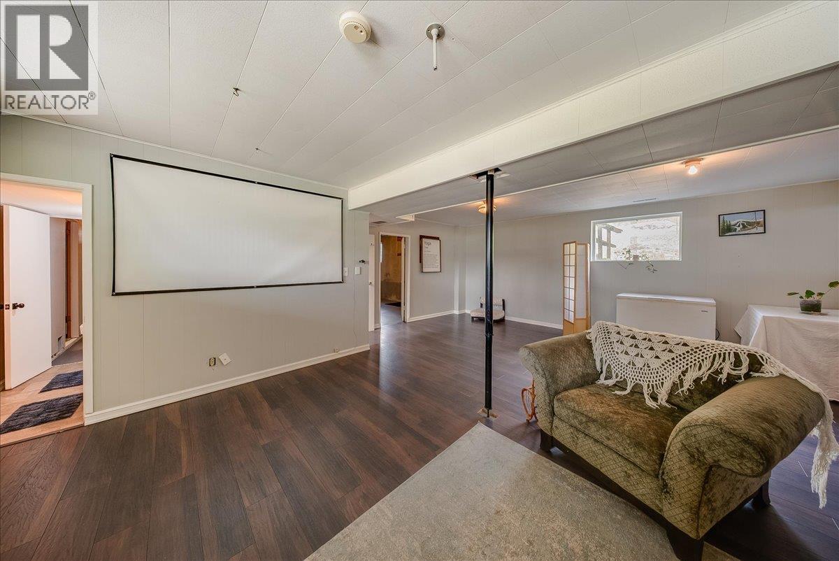 1106 Clarke Road, Robson, British Columbia  V0G 1X0 - Photo 34 - 10400696