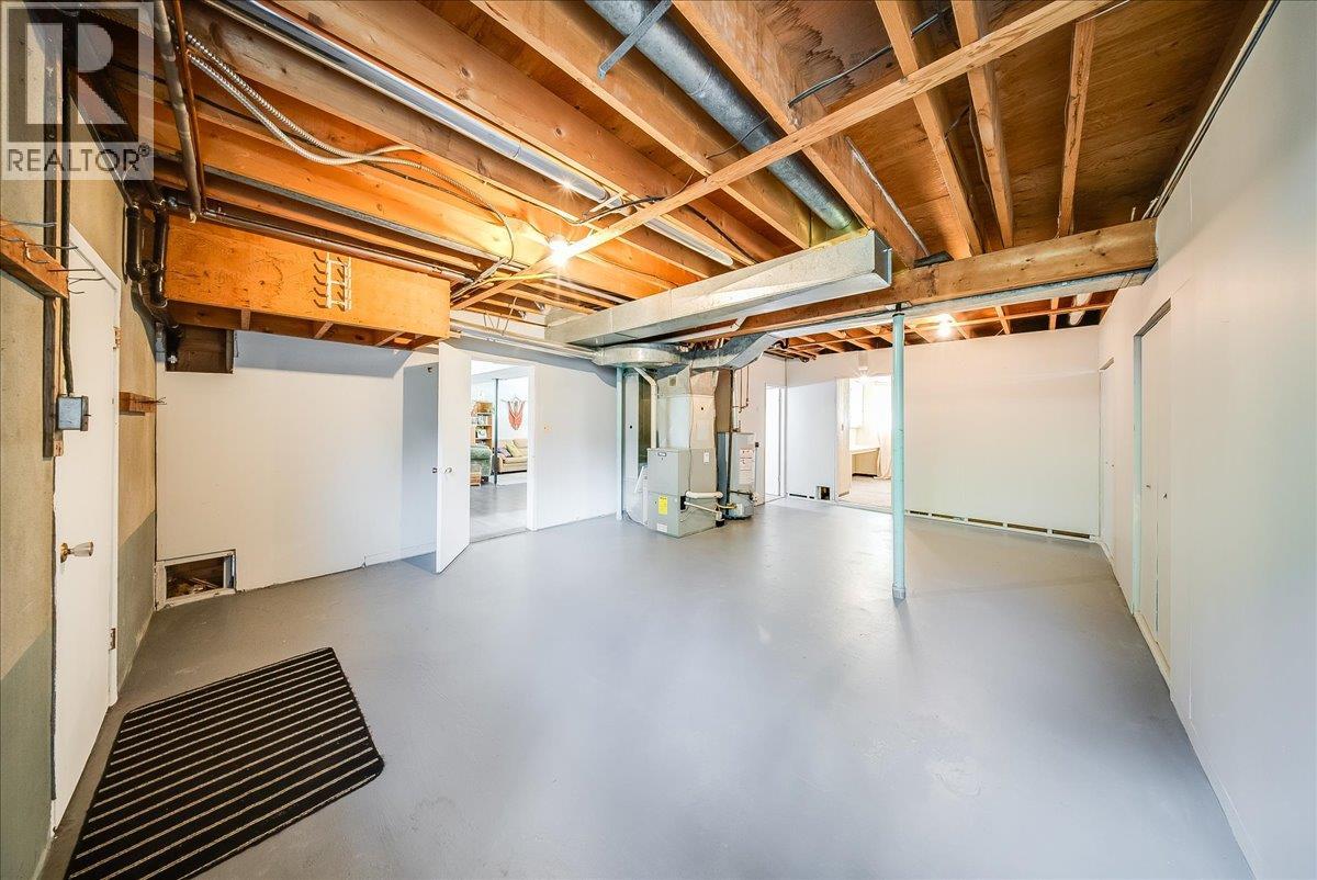 1106 Clarke Road, Robson, British Columbia  V0G 1X0 - Photo 40 - 10400696