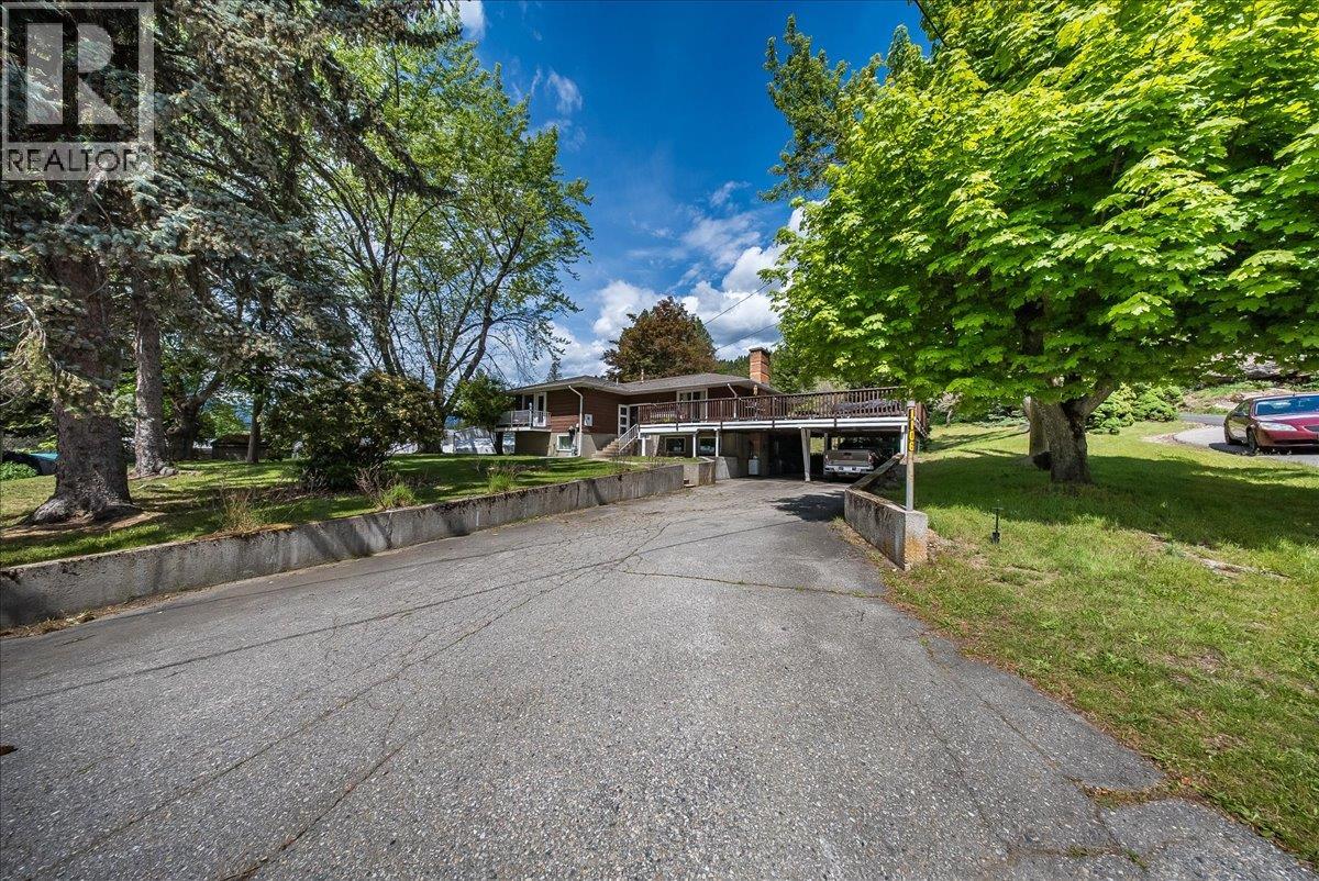 1106 Clarke Road, Robson, British Columbia  V0G 1X0 - Photo 49 - 10400696
