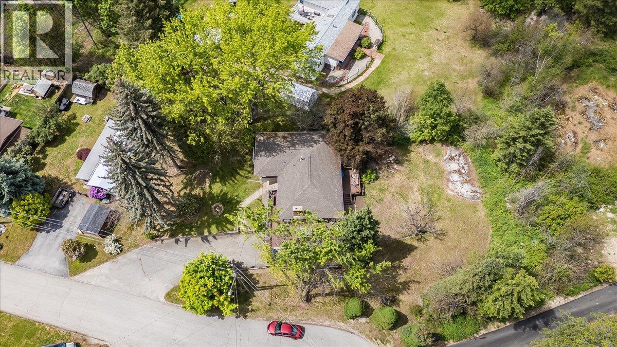 1106 Clarke Road, Robson, British Columbia  V0G 1X0 - Photo 62 - 10400696