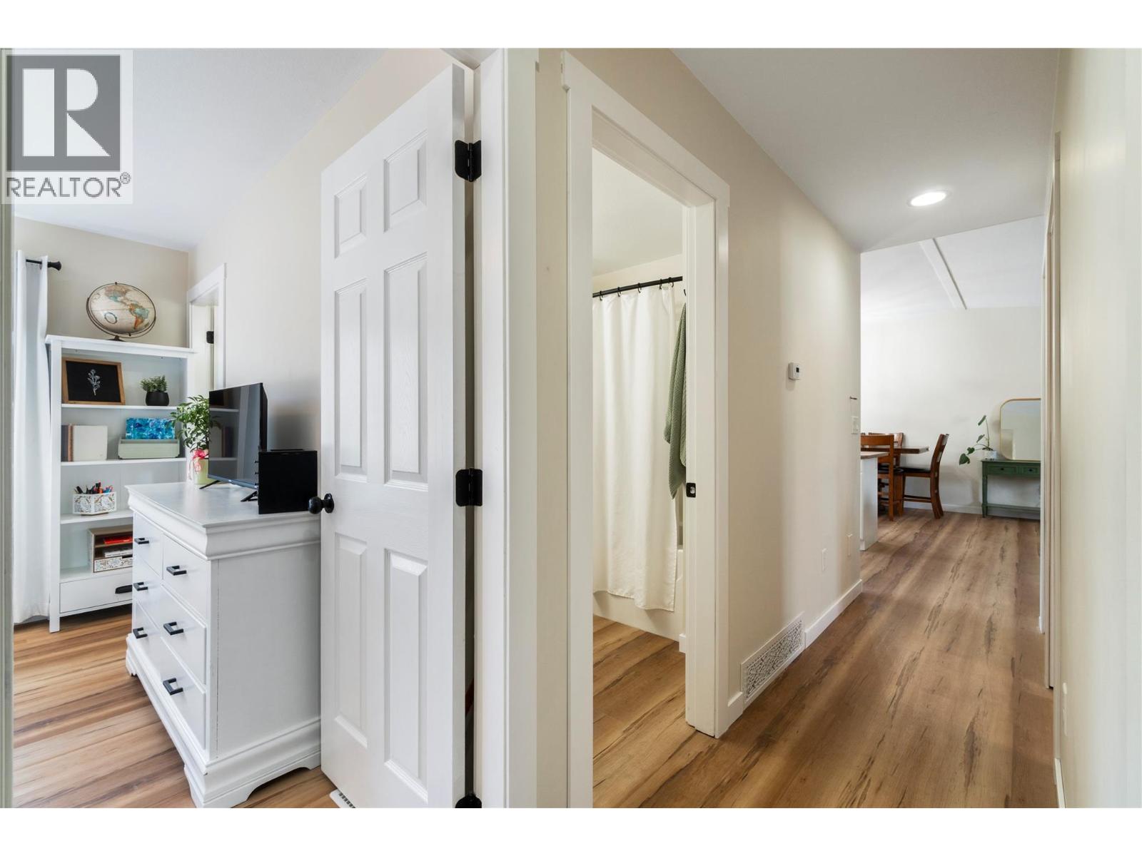 801 20 Street Ne Unit# 16, Salmon Arm, British Columbia  V1E 2R7 - Photo 17 - 10400610