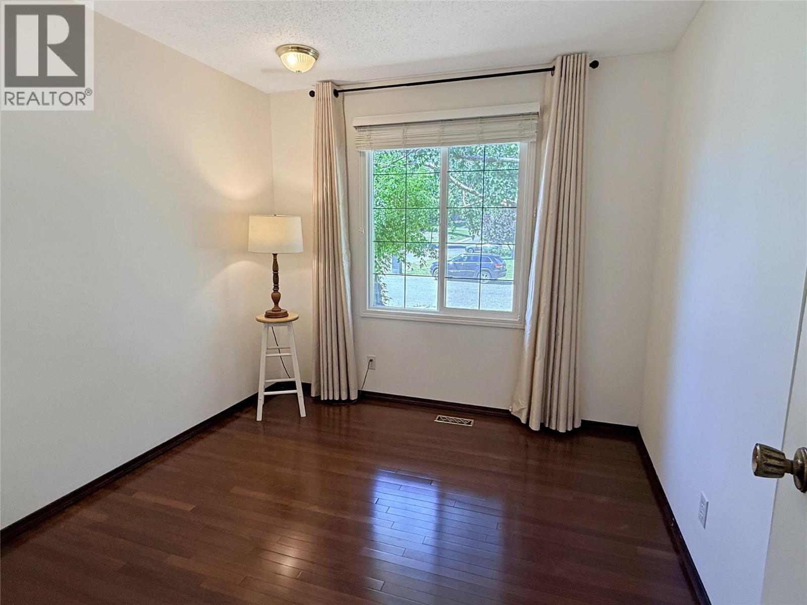 508 16th Ave S, Cranbrook, British Columbia  V1C 2Z9 - Photo 26 - 10400866