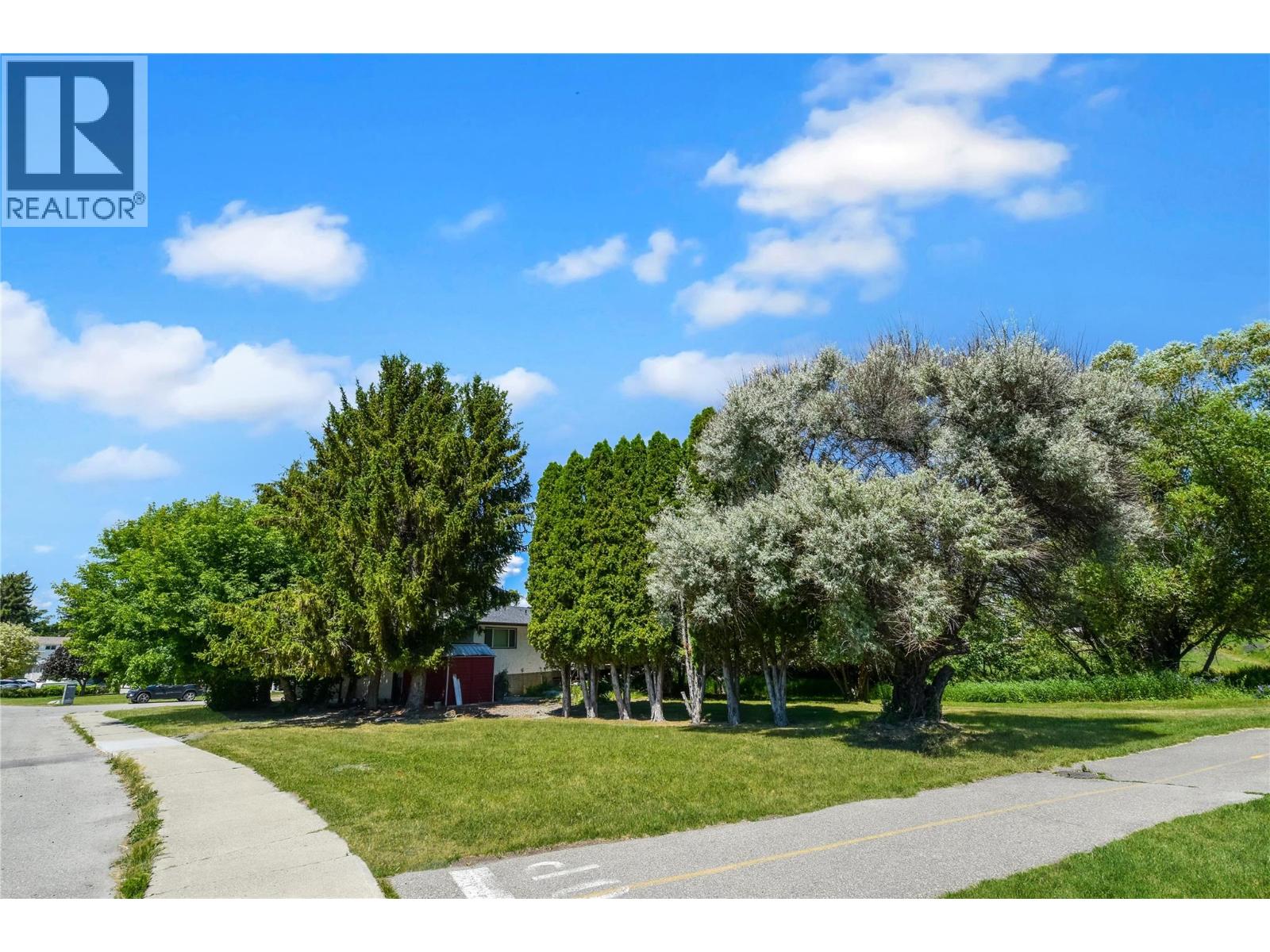 508 16th Ave S, Cranbrook, British Columbia  V1C 2Z9 - Photo 44 - 10400866