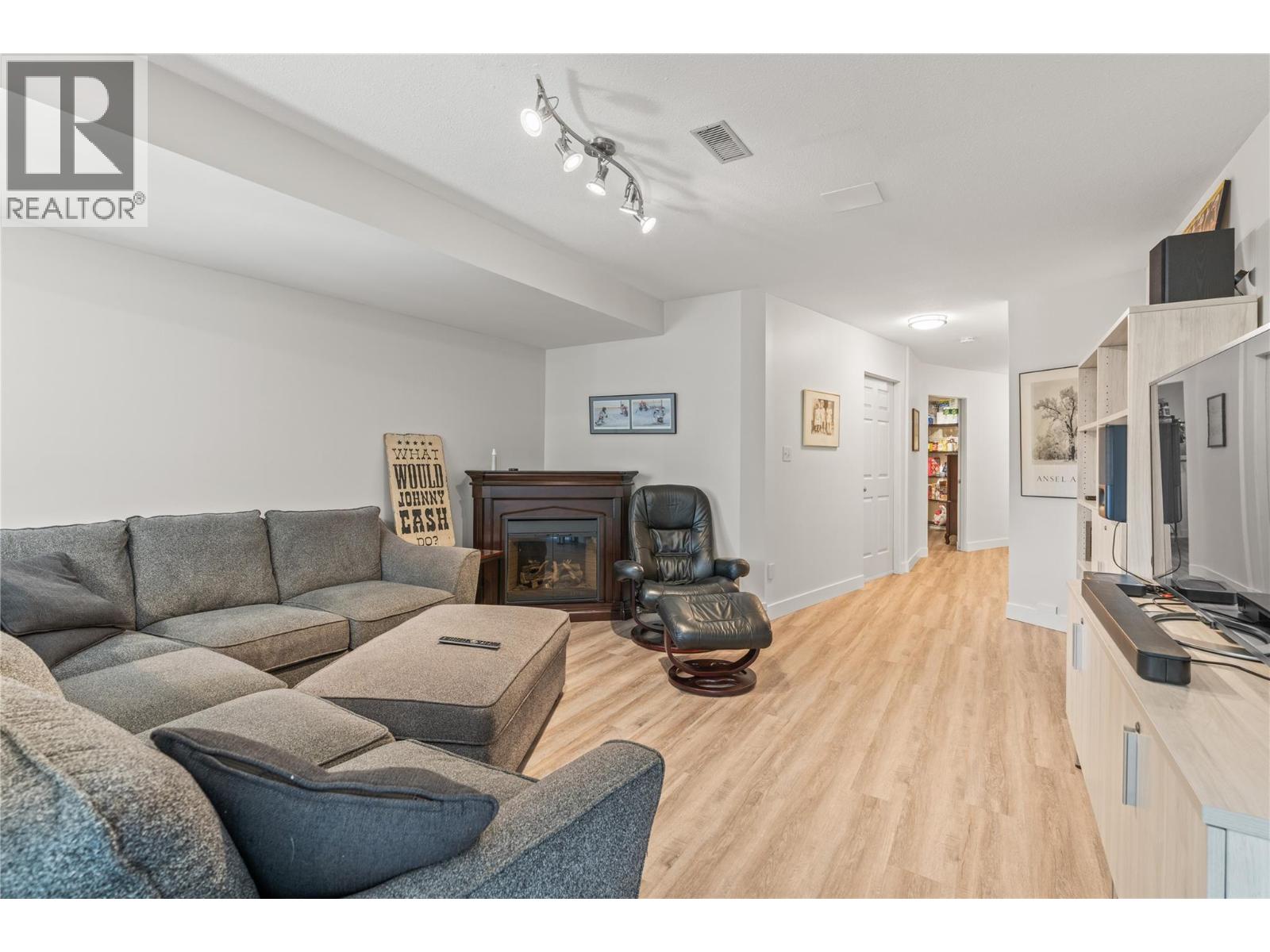 3047 Sunnyview Road, Vernon, British Columbia  V1H 1B5 - Photo 48 - 10400889