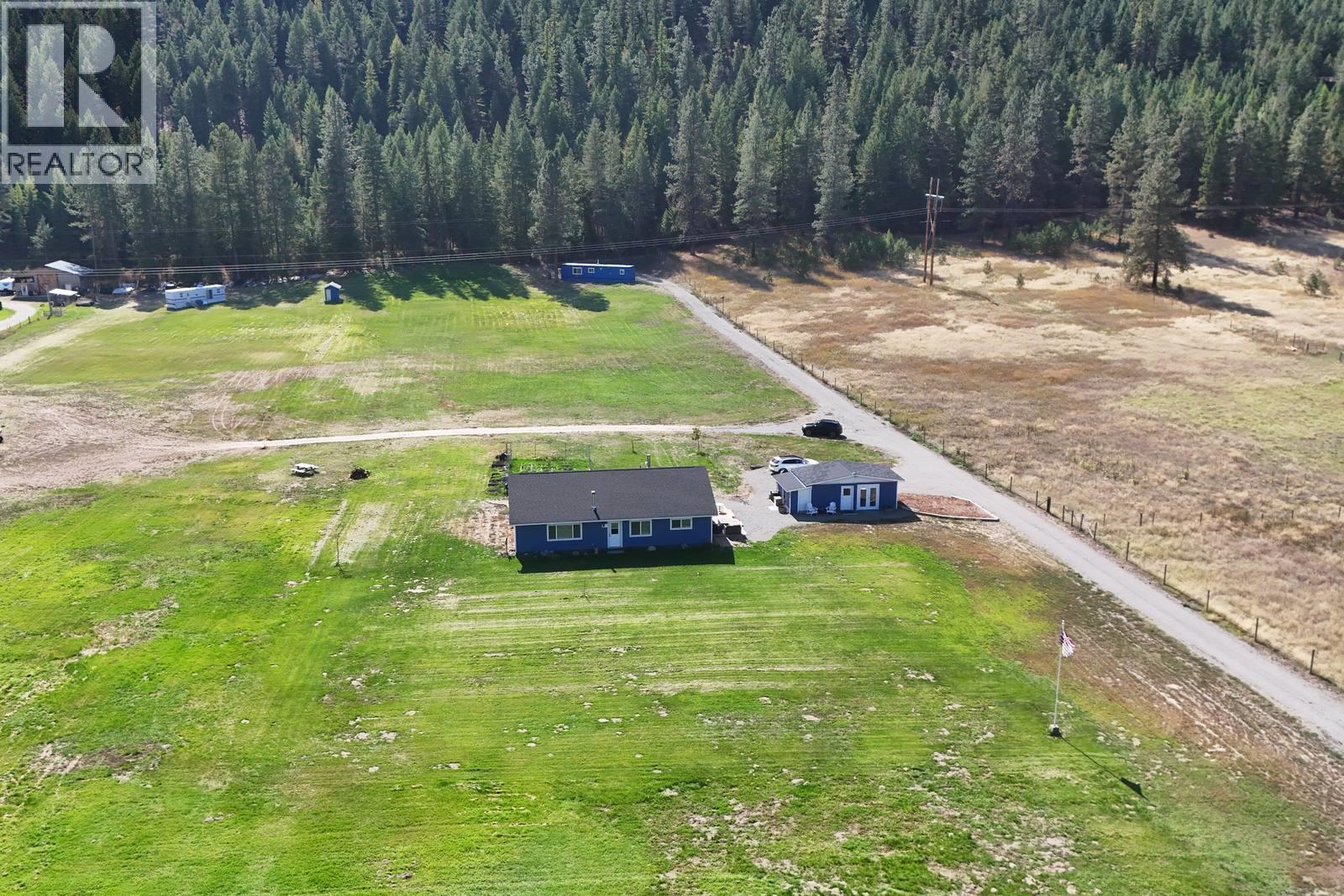 3590 #3 Highway, Rock Creek, British Columbia  V0H 1Y0 - Photo 27 - 10400714