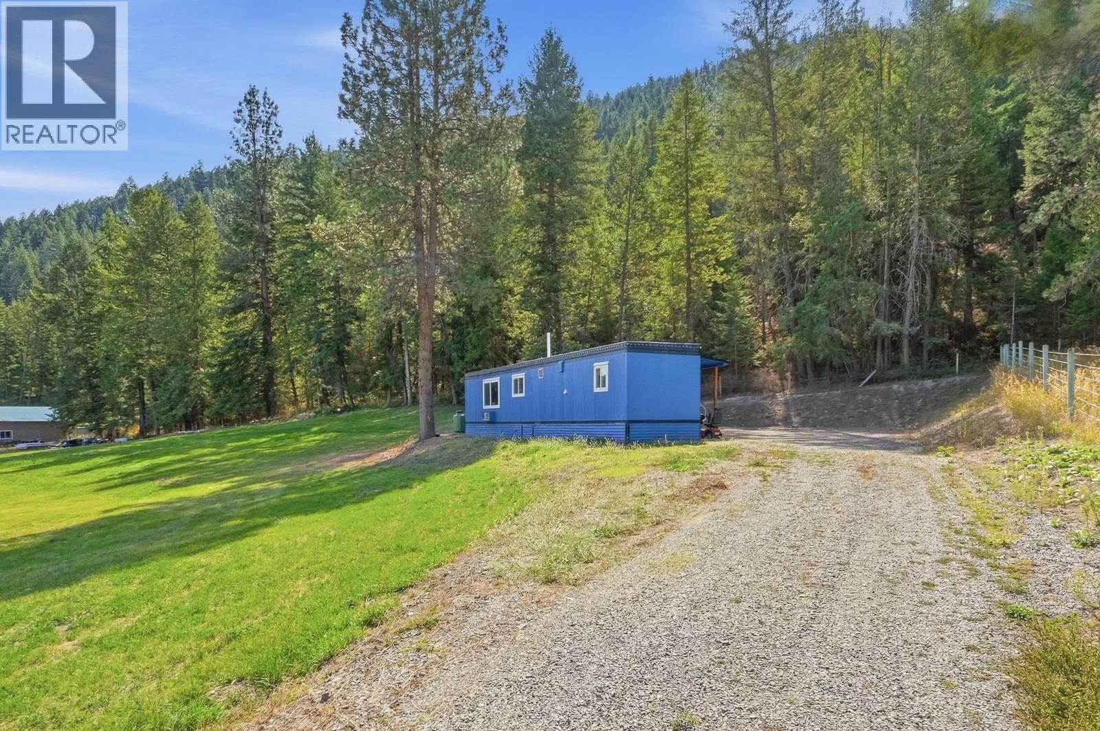 3590 #3 Highway, Rock Creek, British Columbia  V0H 1Y0 - Photo 47 - 10400714